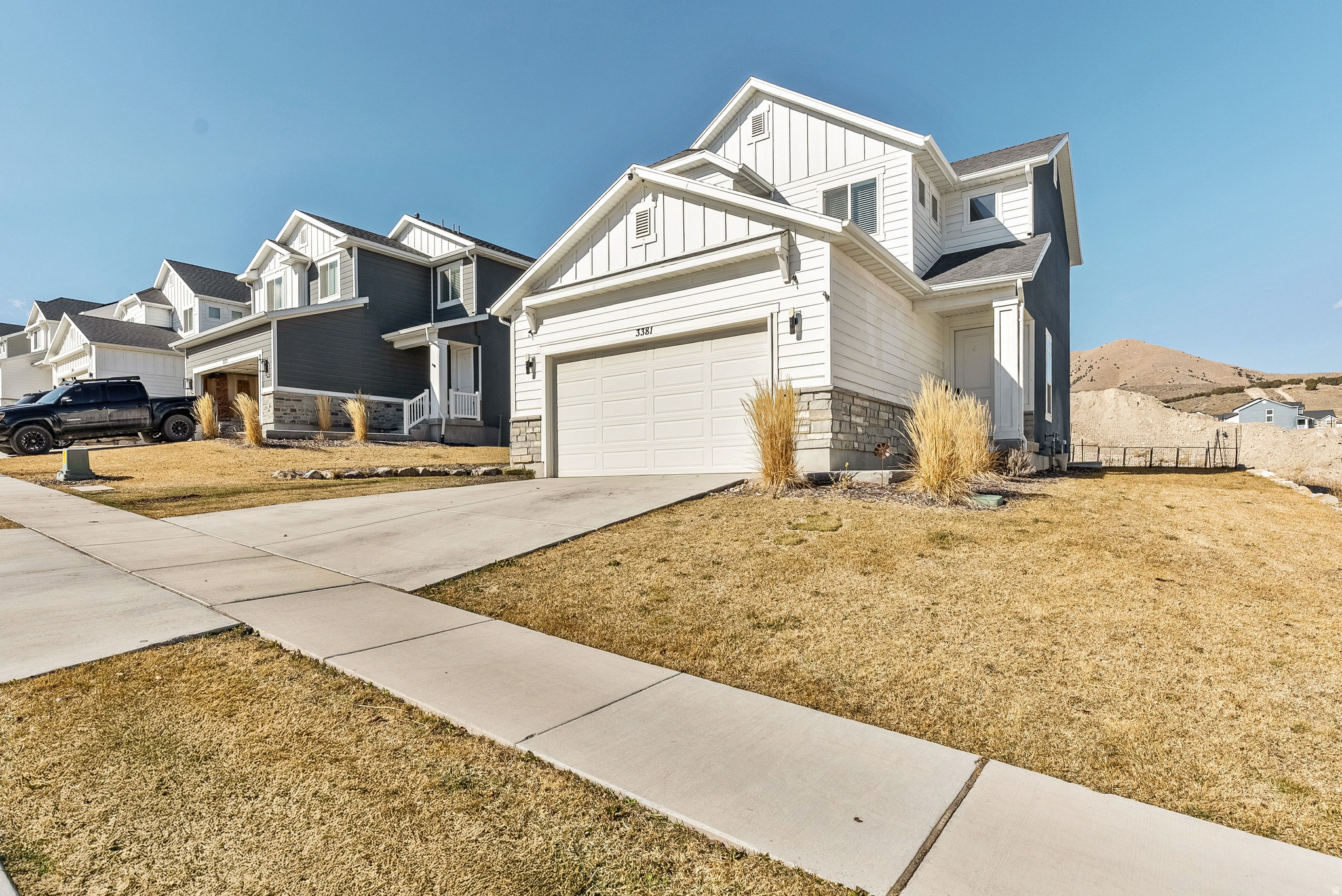 3381 E STILLWATER