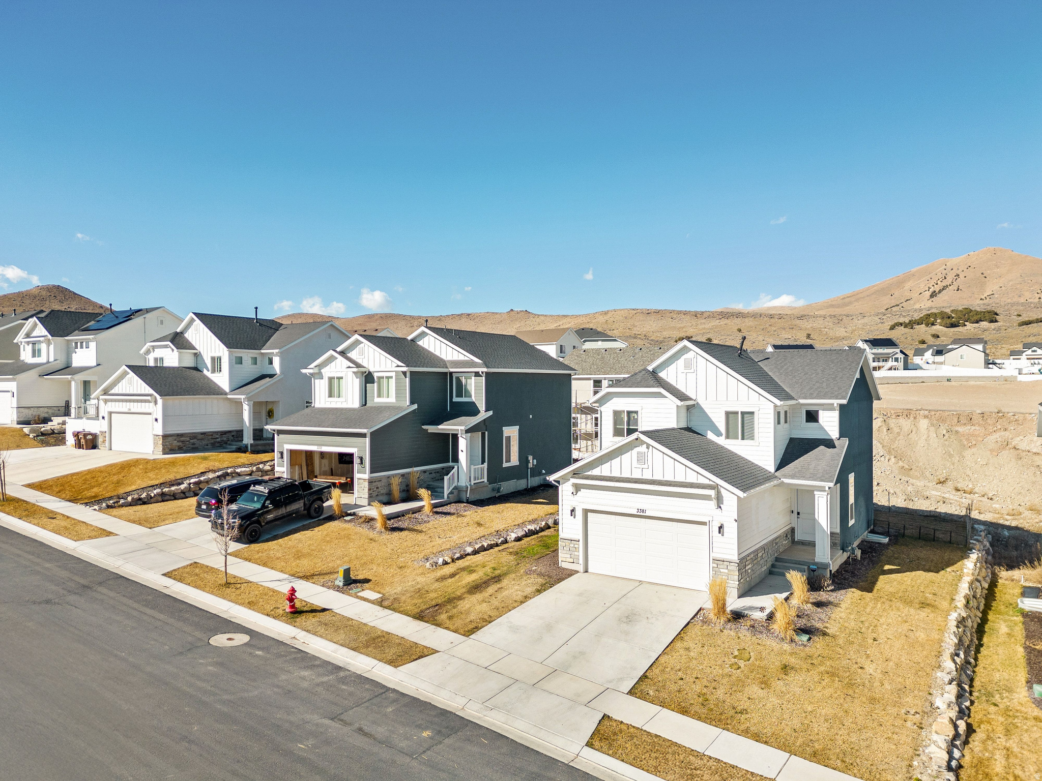 3381 E STILLWATER