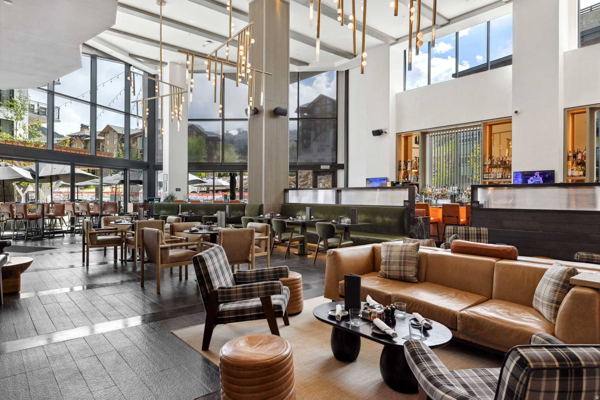 2417 W HIGH MOUNTAIN ROAD #2611