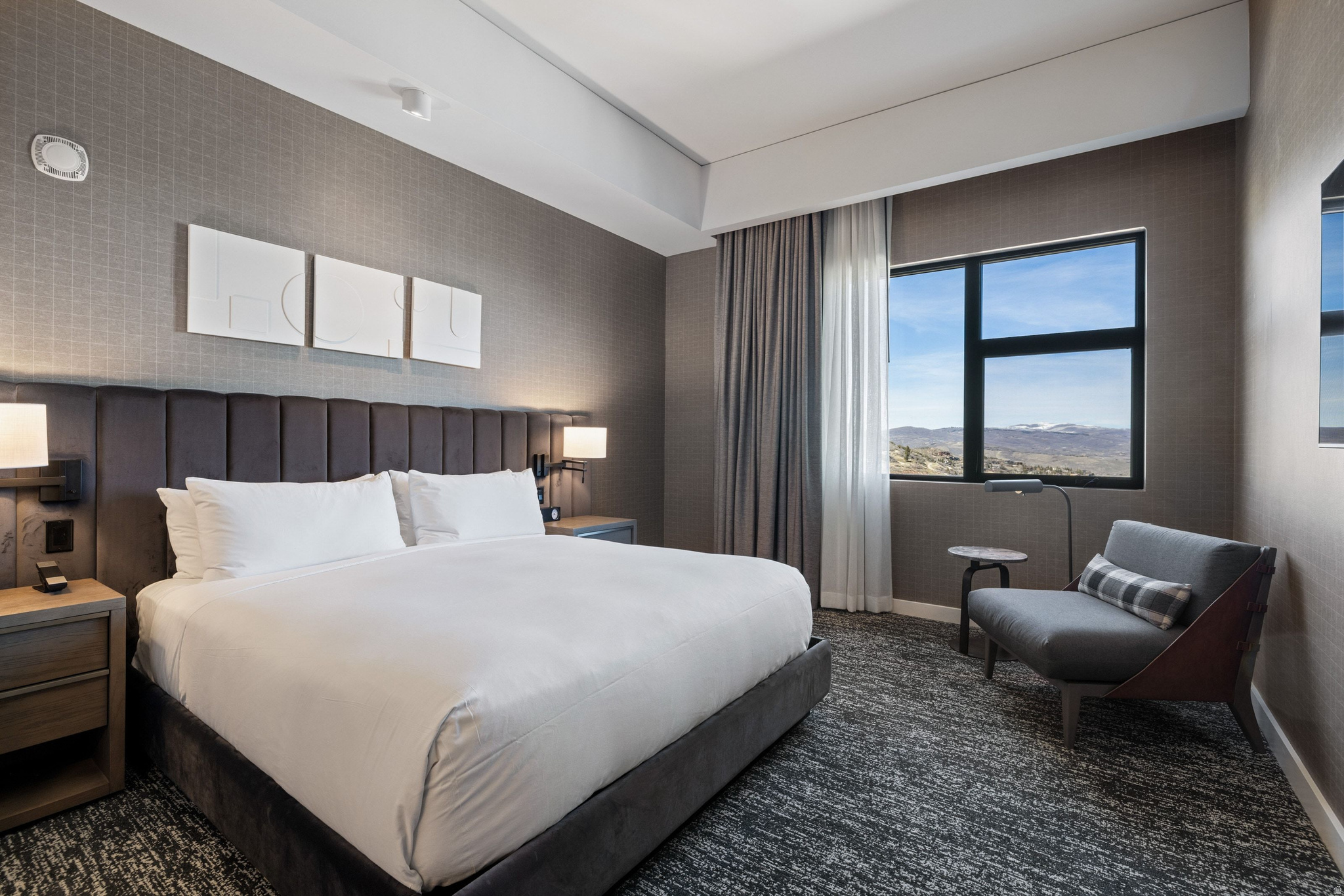 2417 W HIGH MOUNTAIN ROAD #2611