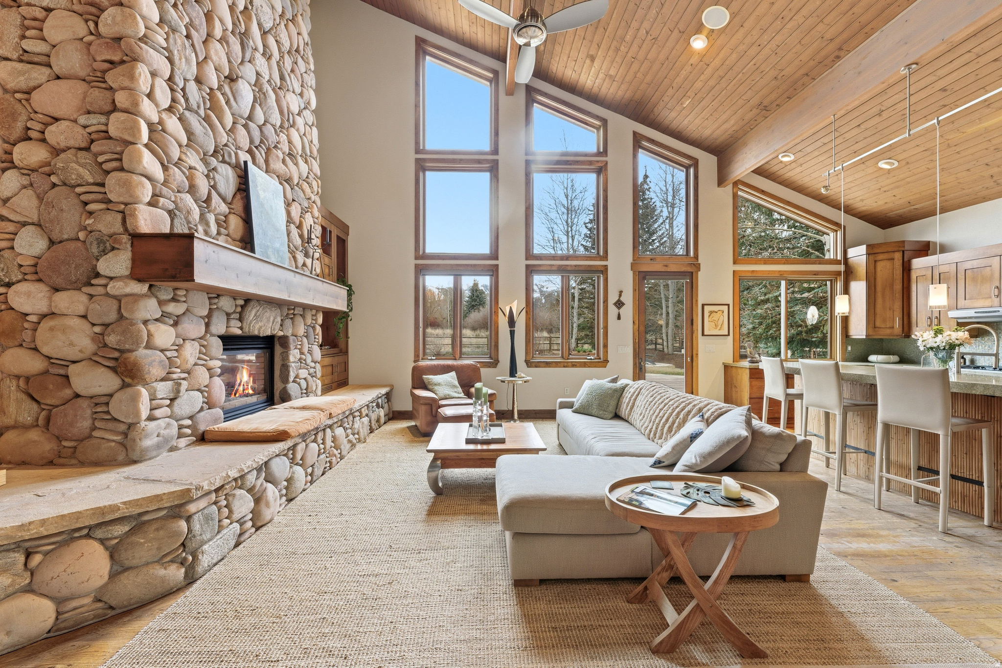1213 ANGUS CT