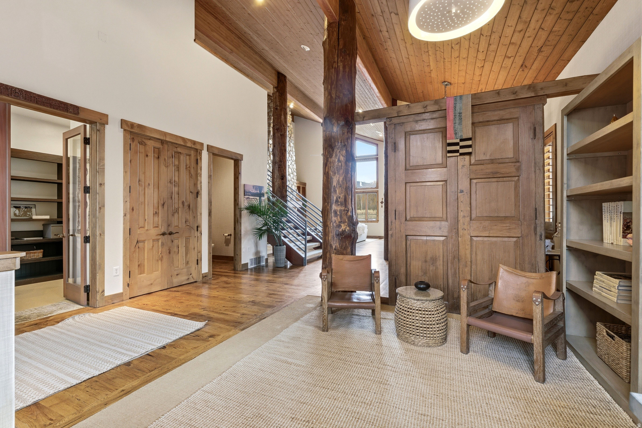 1213 ANGUS CT
