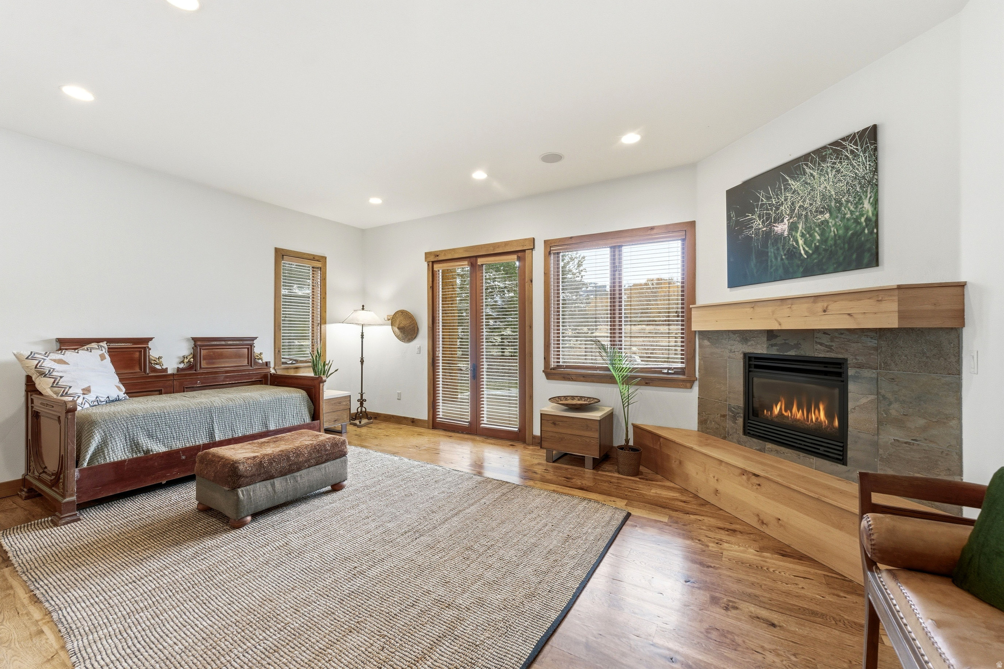 1213 ANGUS CT