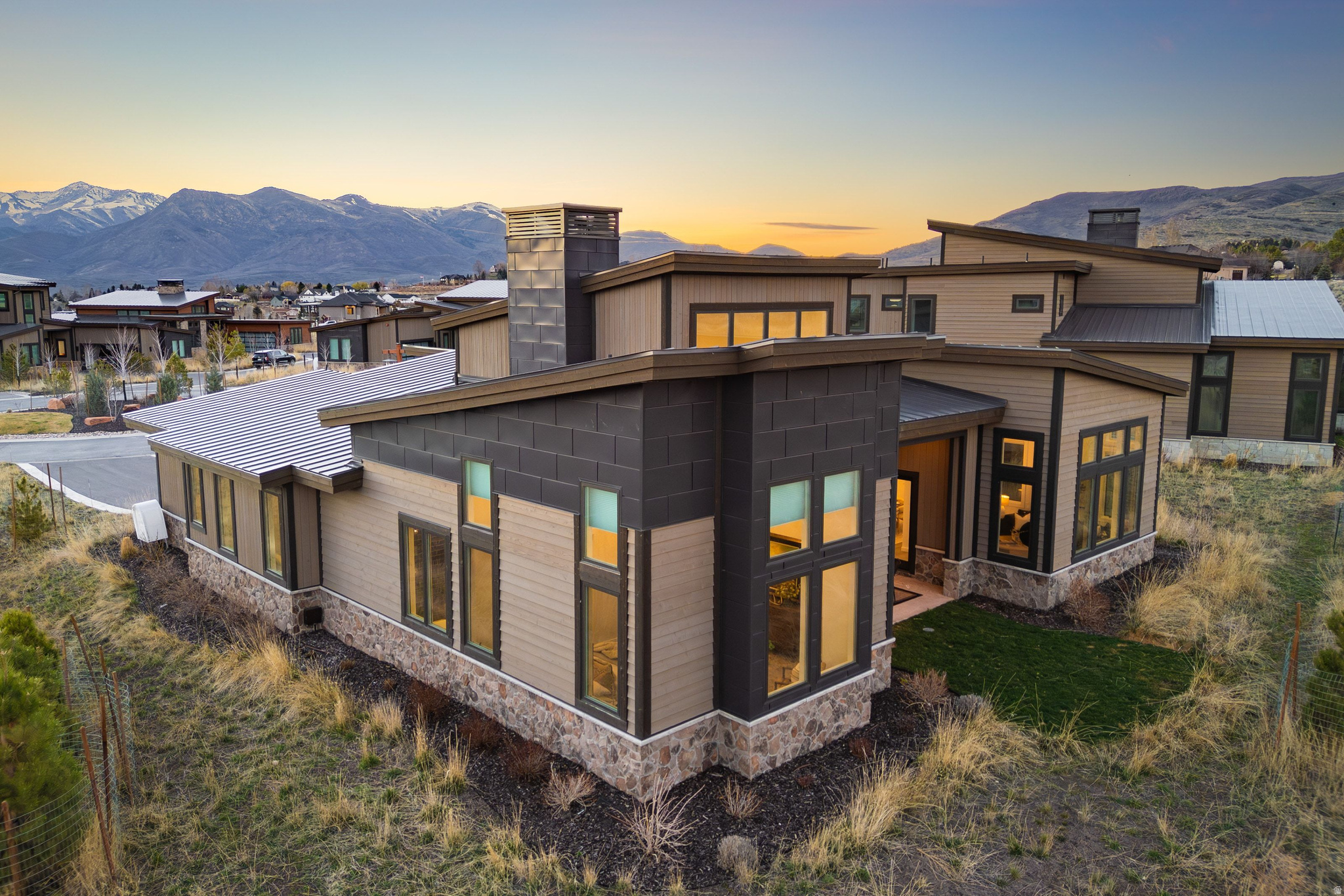 832 N BURRO PEAK CIR #MVV-10