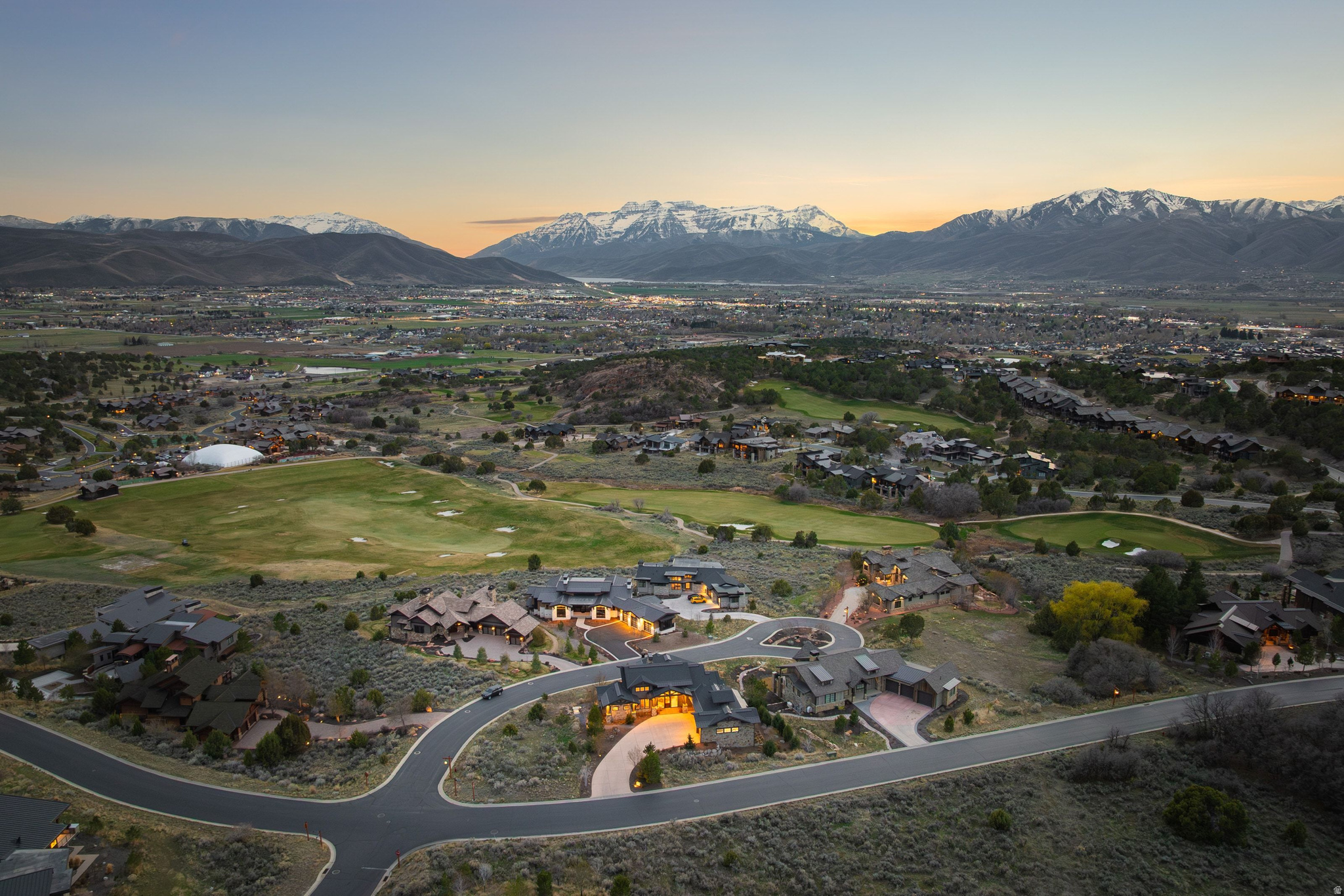 711 N RED LEDGES BLVD