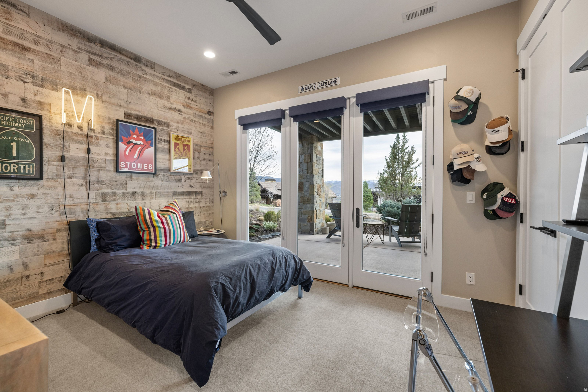 711 N RED LEDGES BLVD