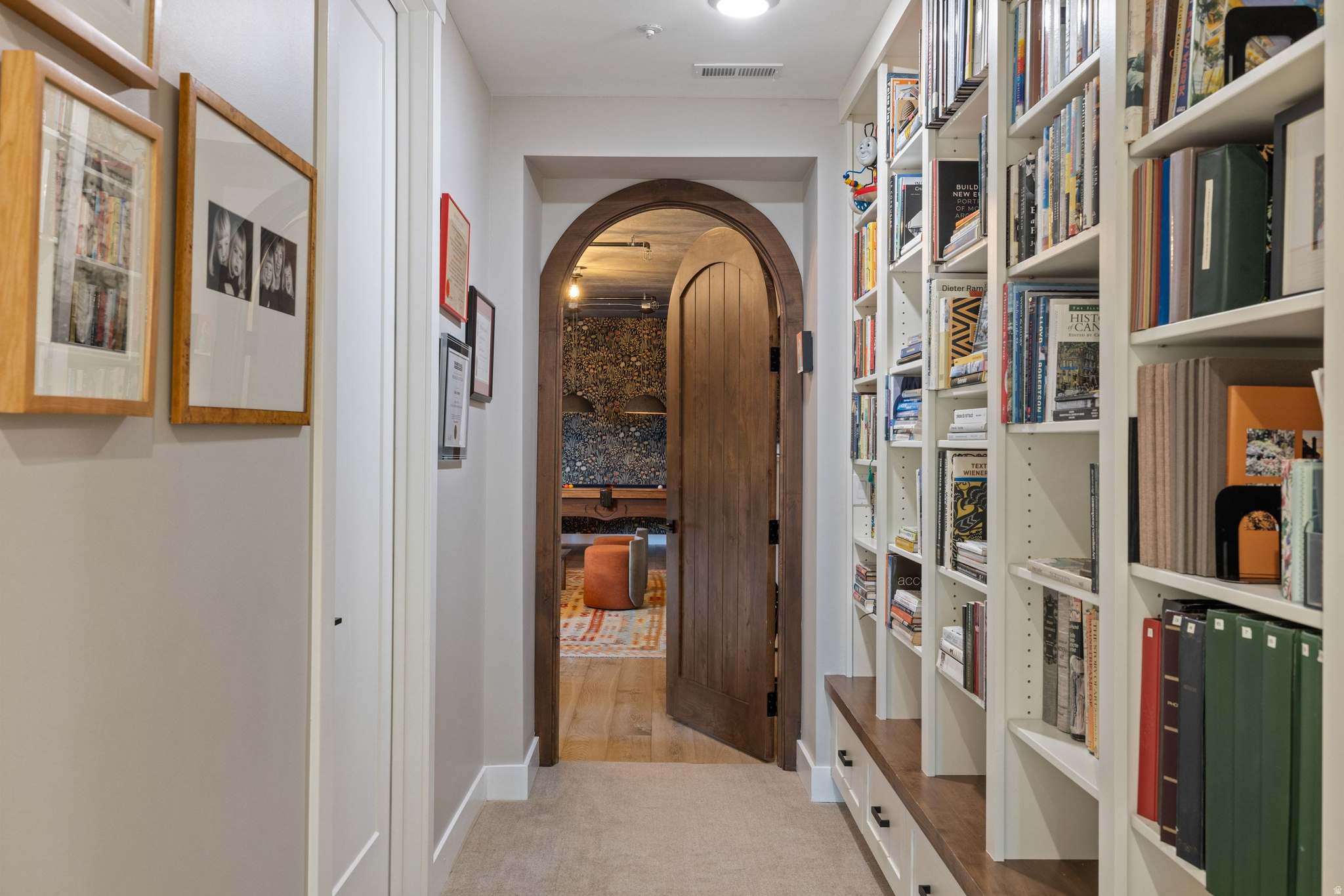 711 N RED LEDGES BLVD