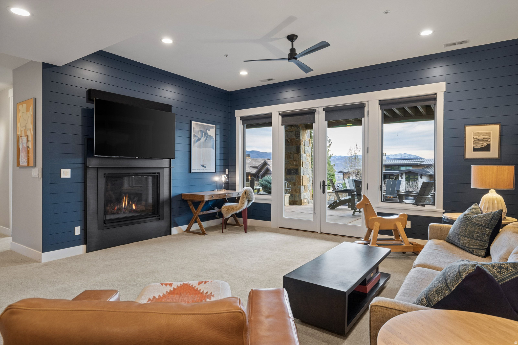 711 N RED LEDGES BLVD