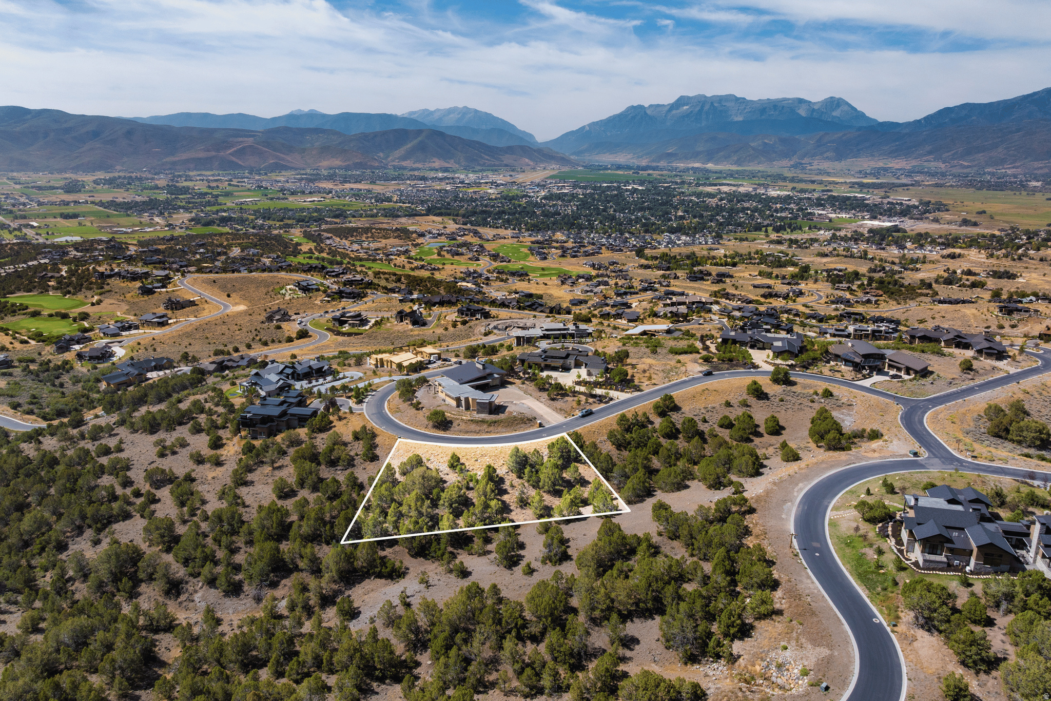 1612 N A1 PEAK CIR Unit: 553