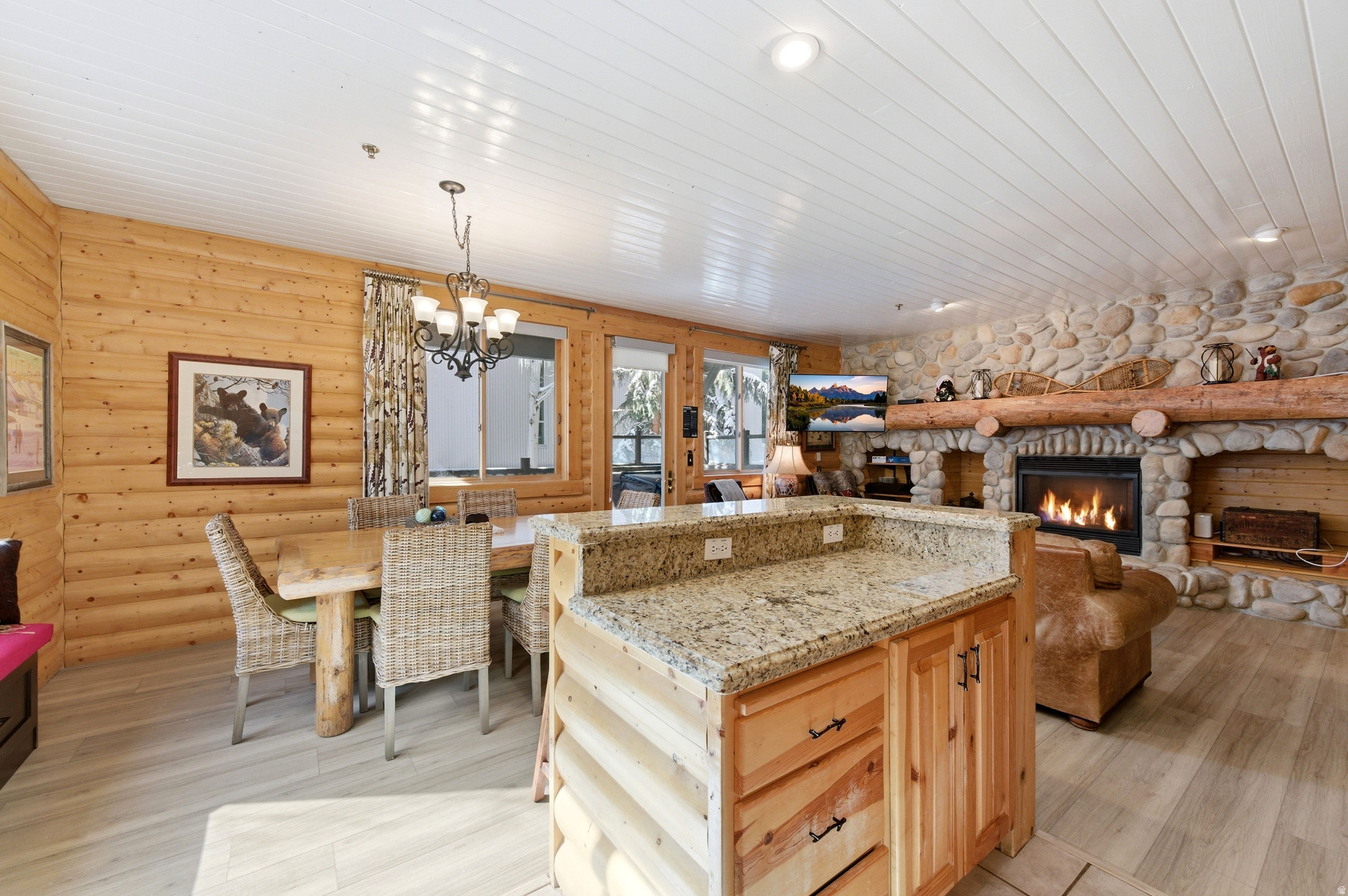 7447 ROYAL STREET #252