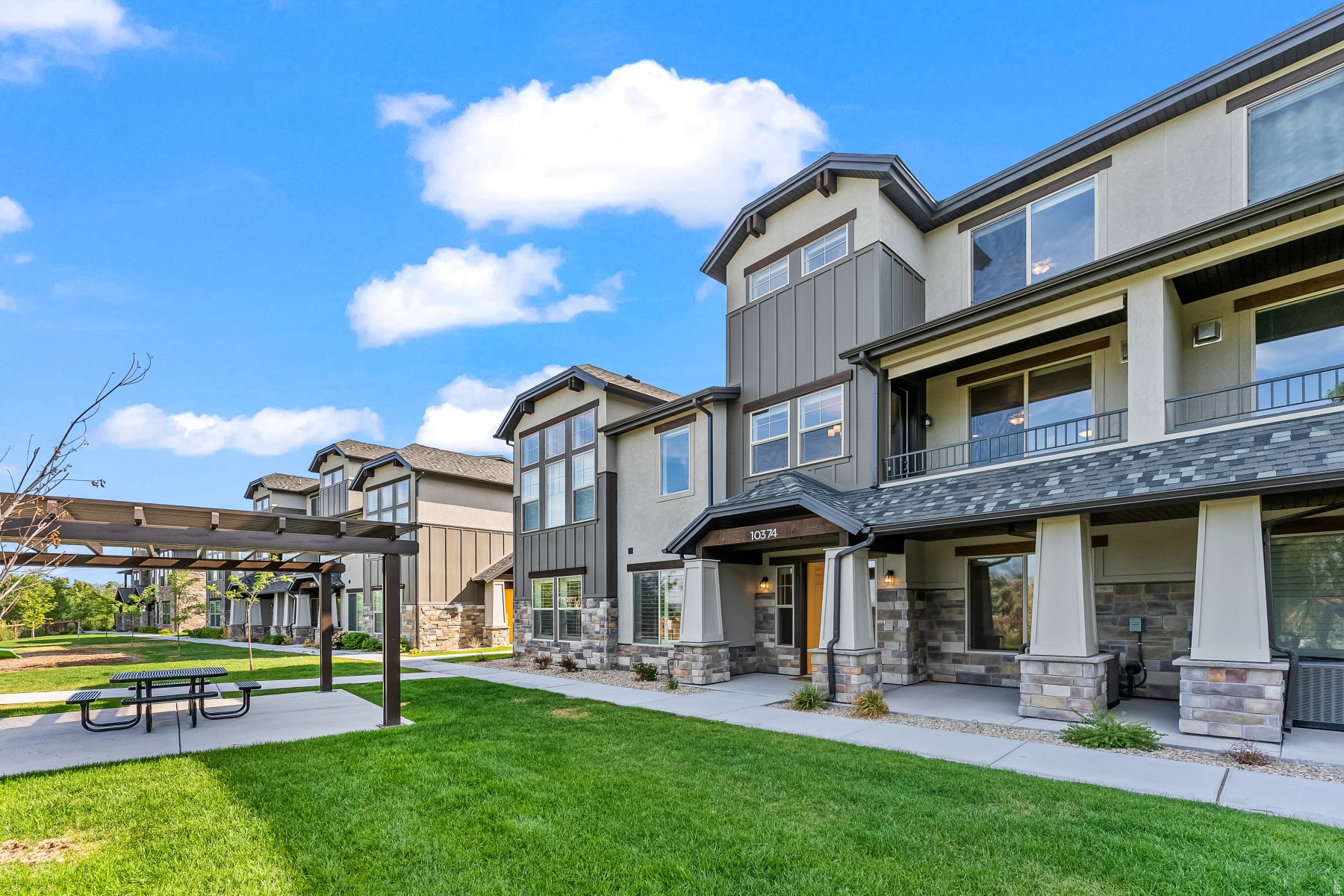 10374 S SAGE CANAL WAY #126
