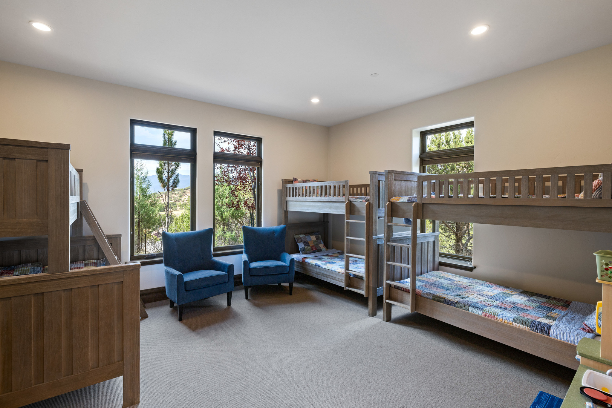 223 N IBAPAH PEAK DR #129