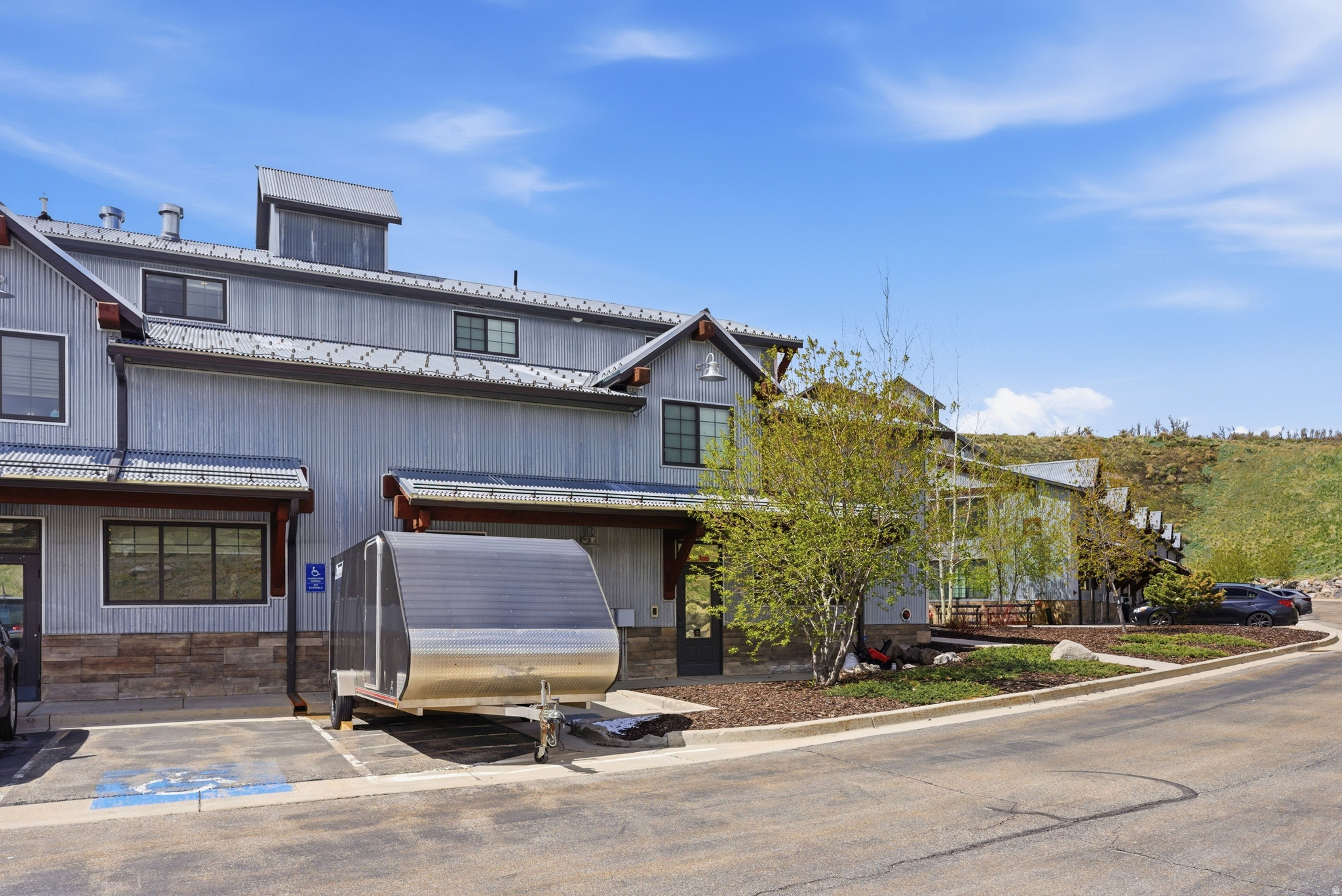 1200 W LORI LN #C13