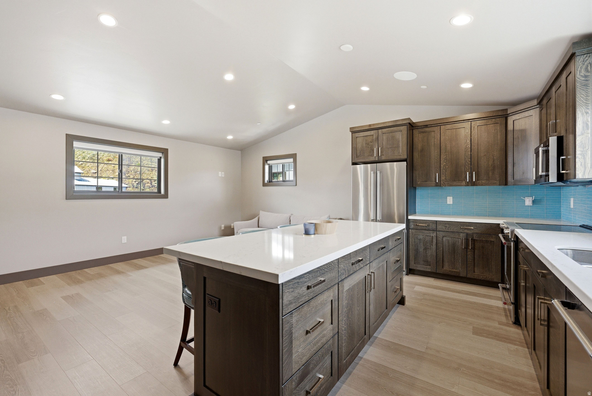 1200 W LORI LN #C13