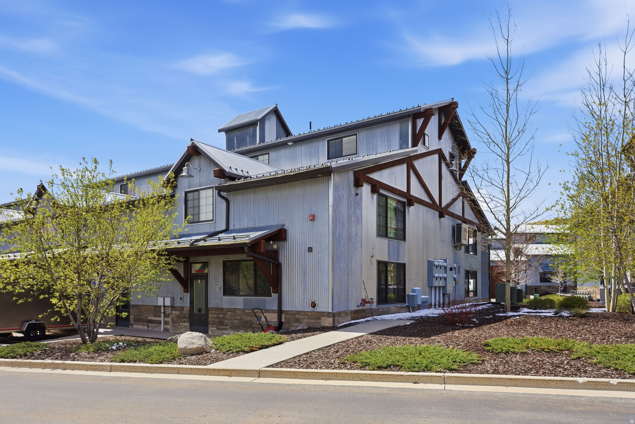 1200 W LORI LN #C13