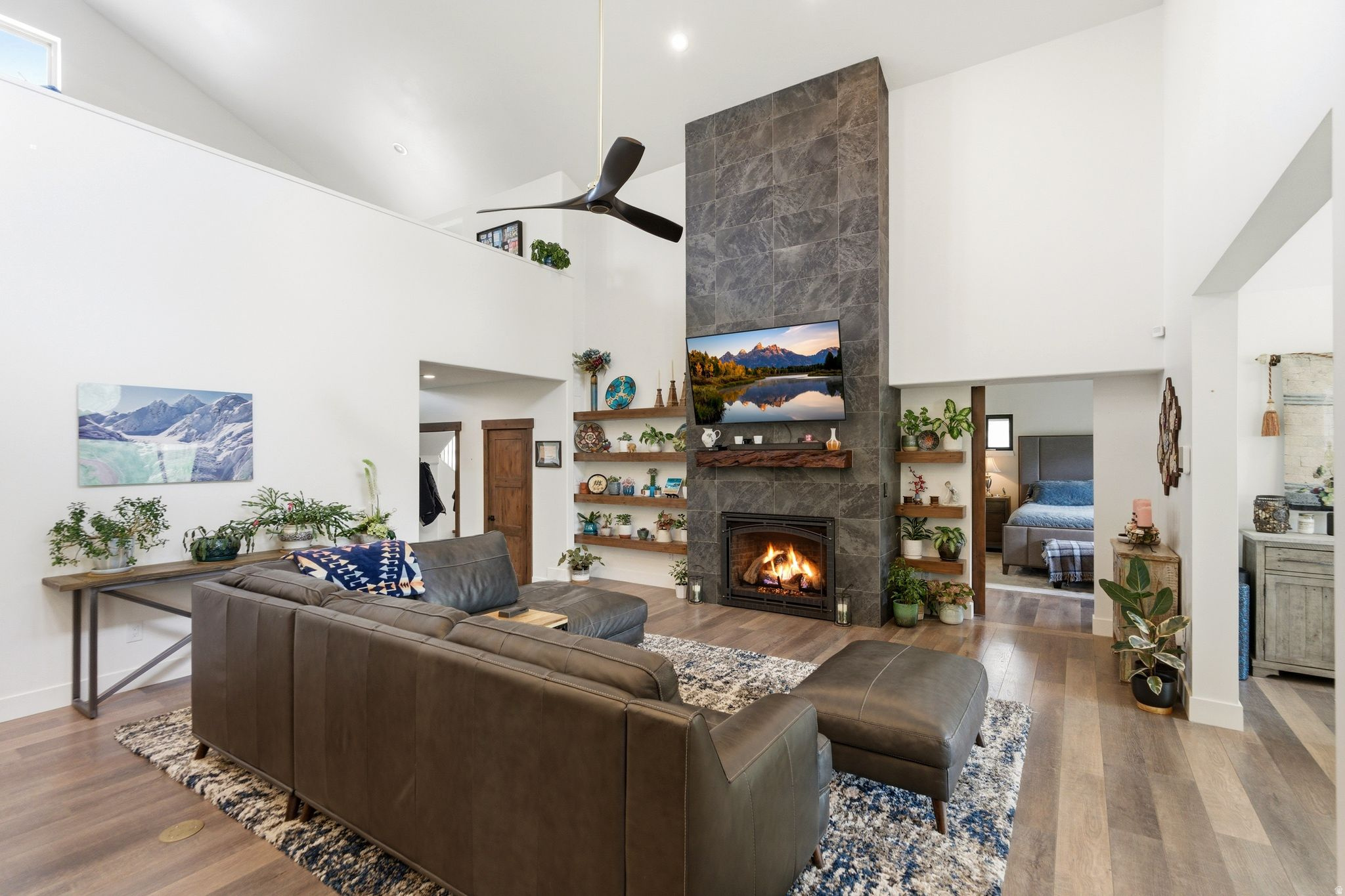 4721 WINCHESTER CT