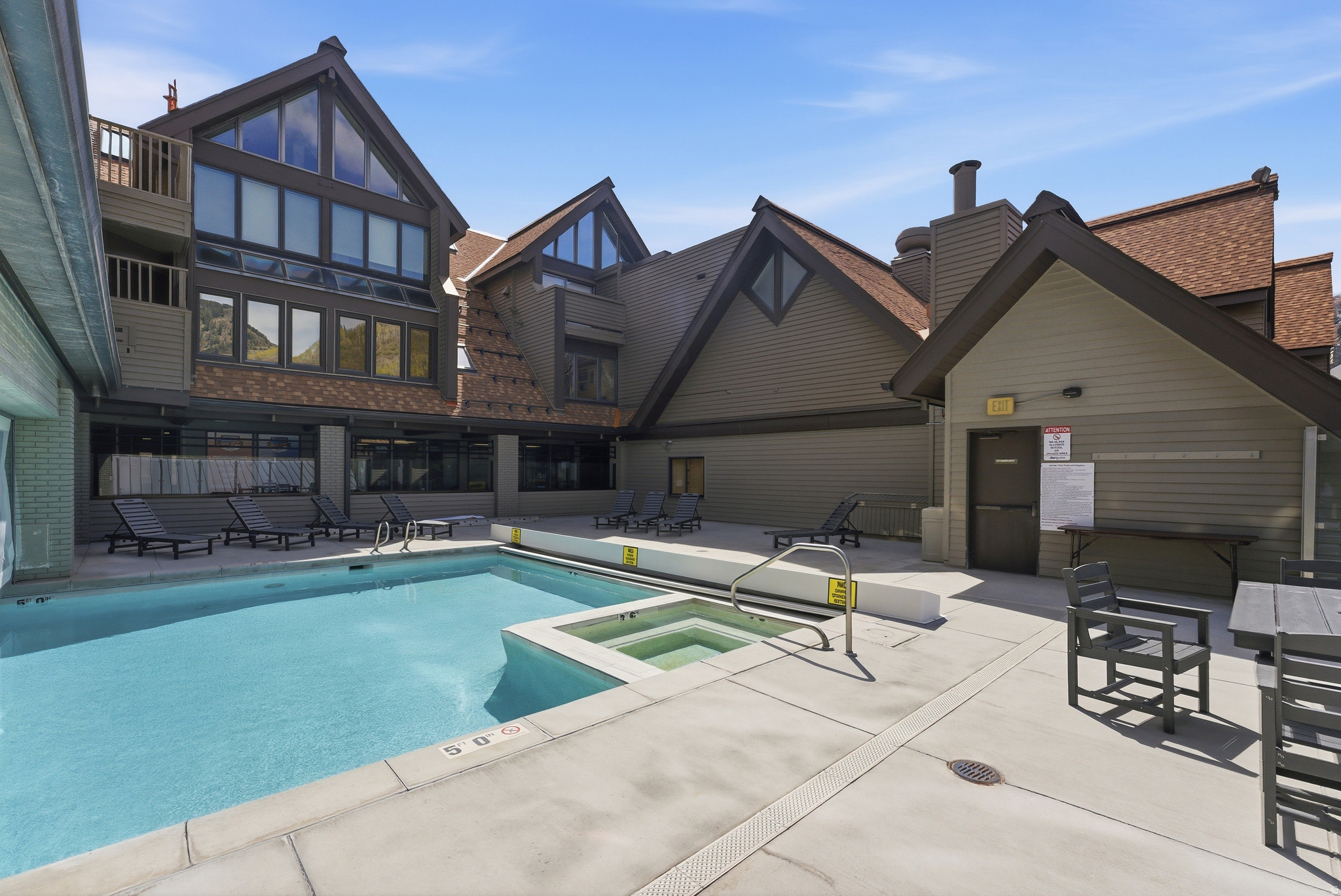 1415 LOWELL AVE #B207