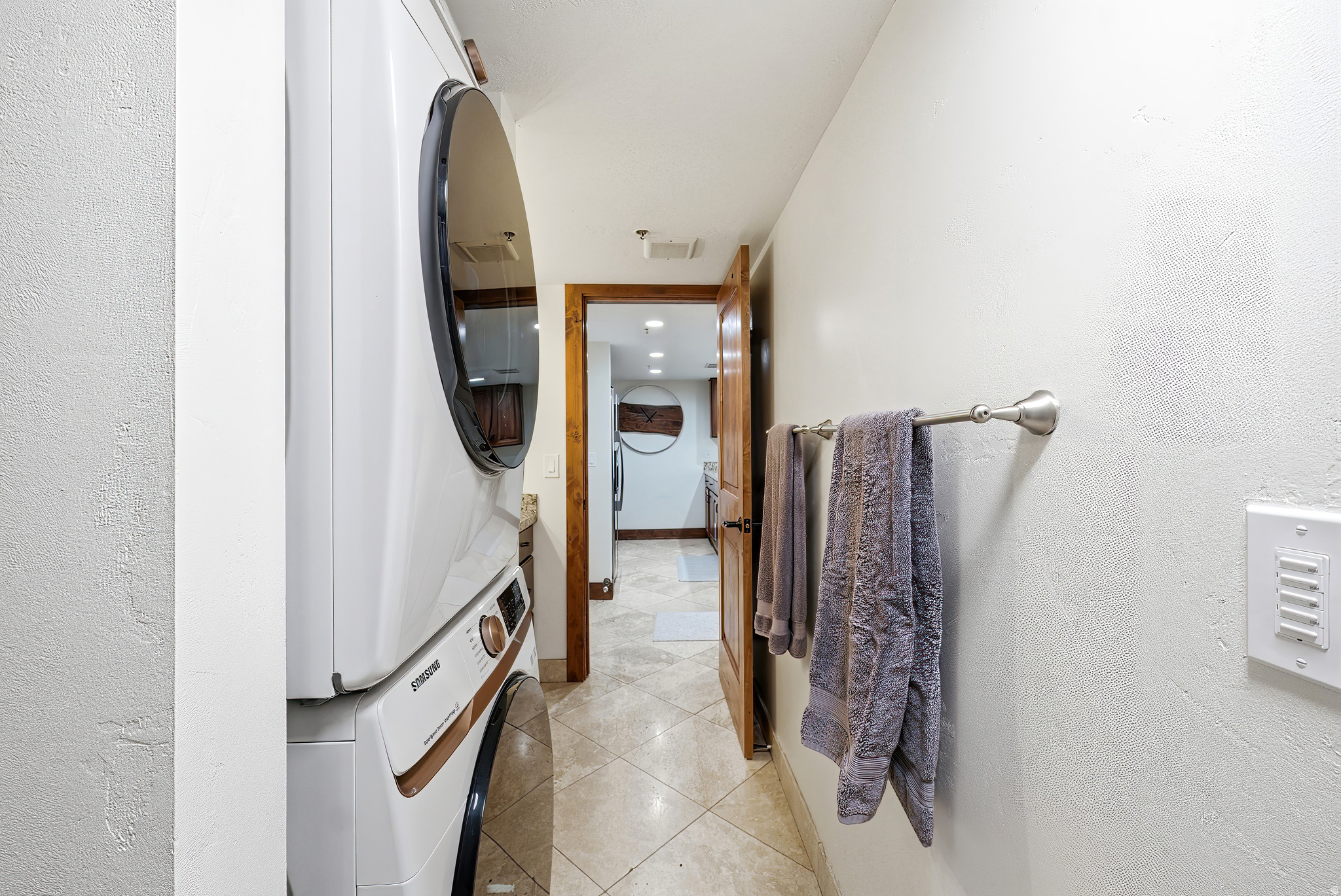 1415 LOWELL AVE #B207