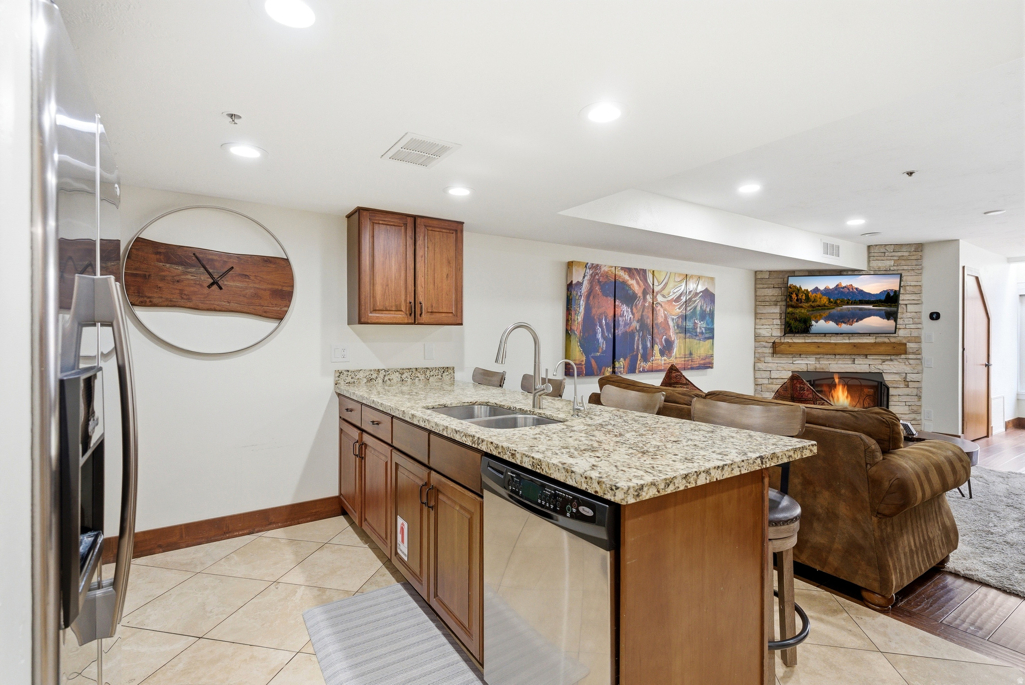 1415 LOWELL AVE #B207