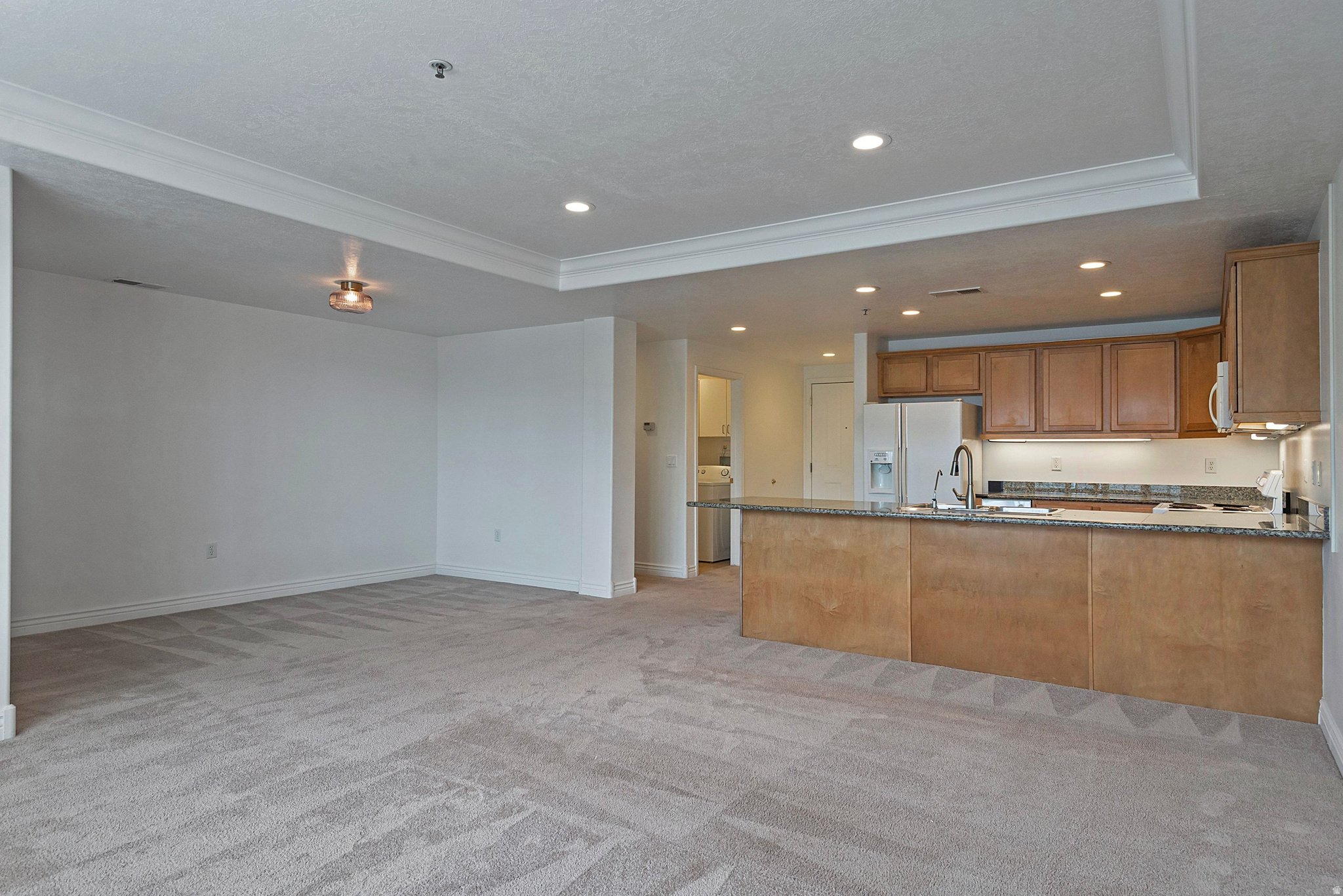 3075 KENNEDY DR #210