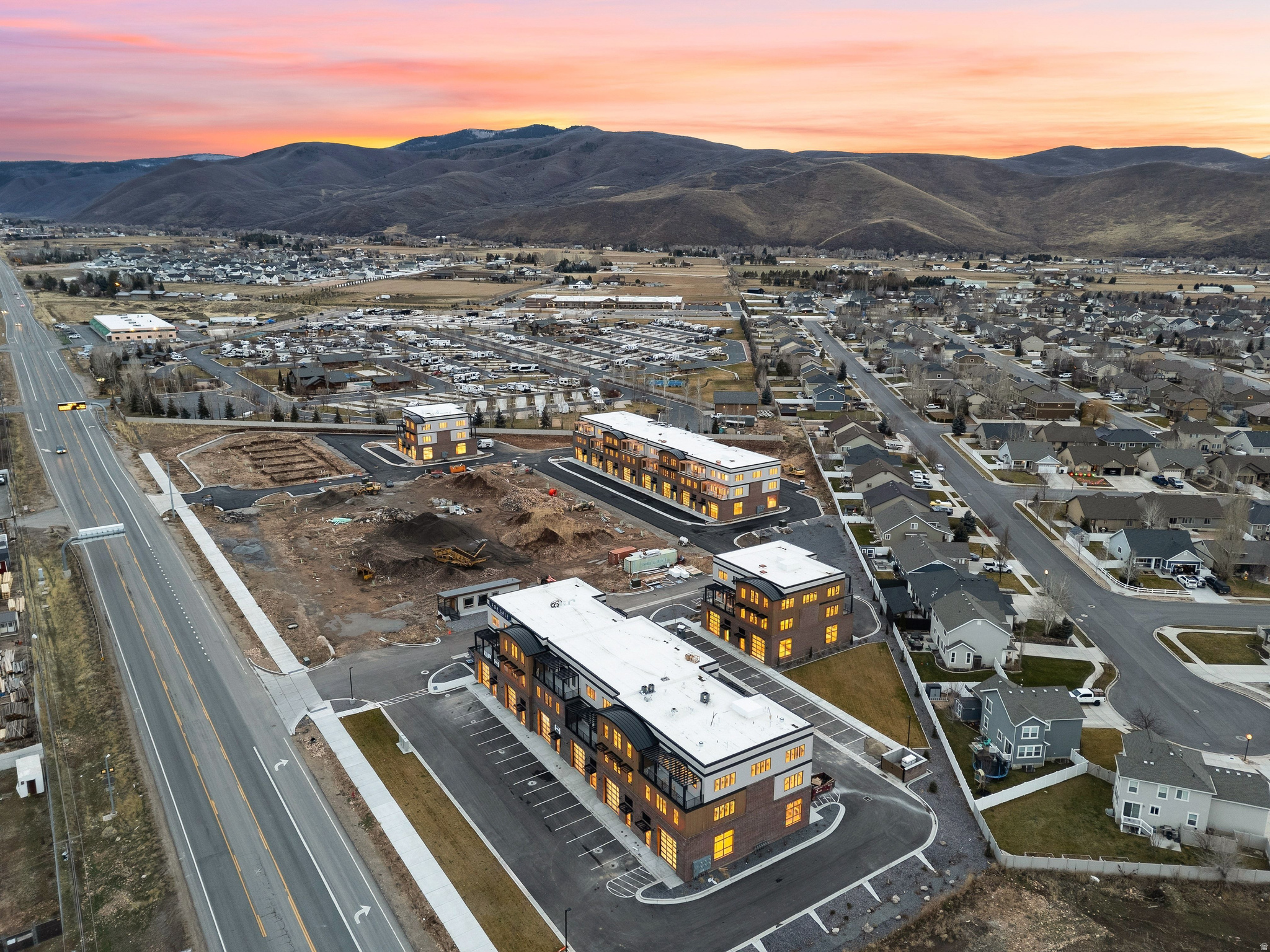 1922 S HIGHWAY 40 #40