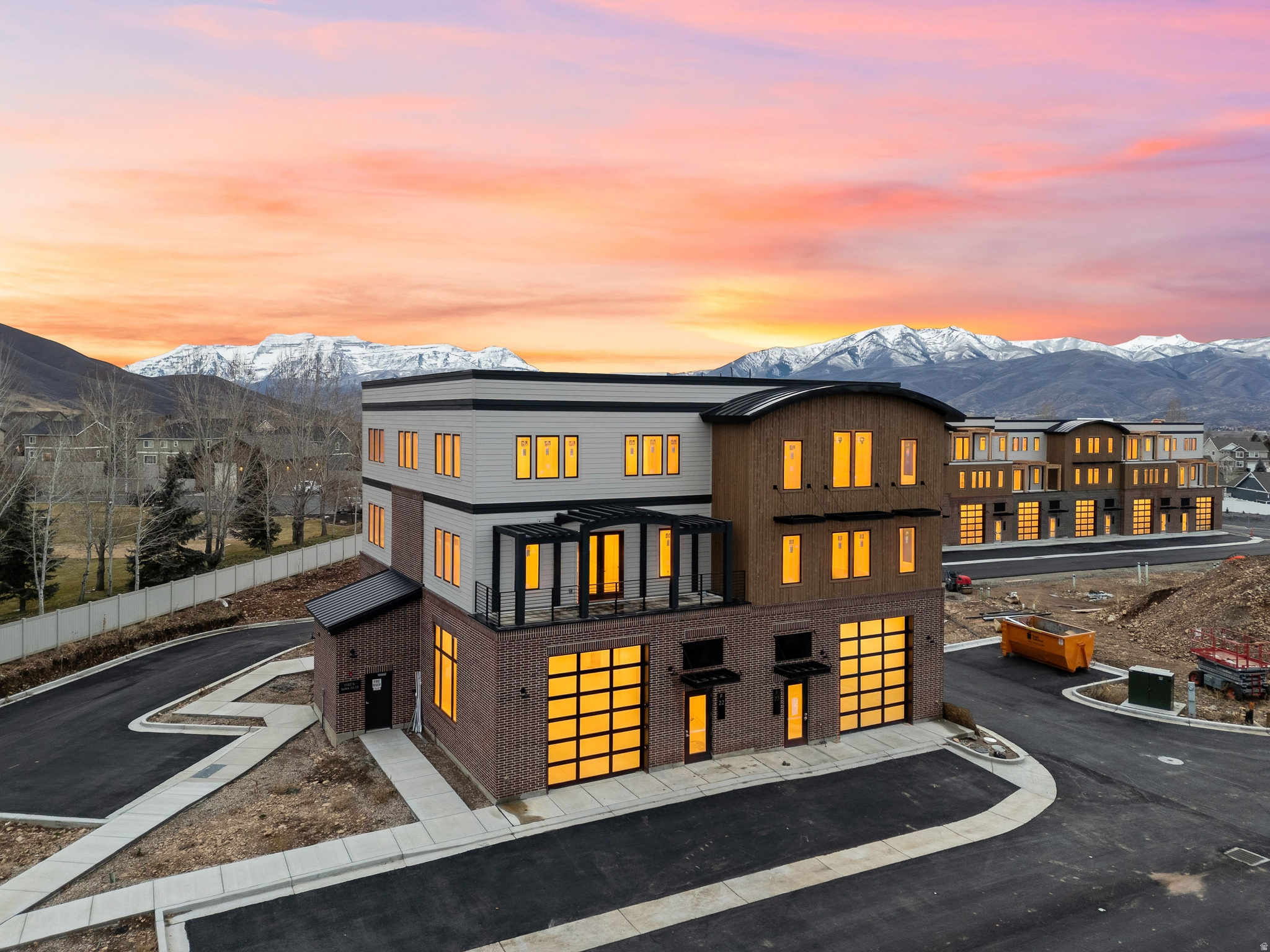 1922 S HIGHWAY 40 #40