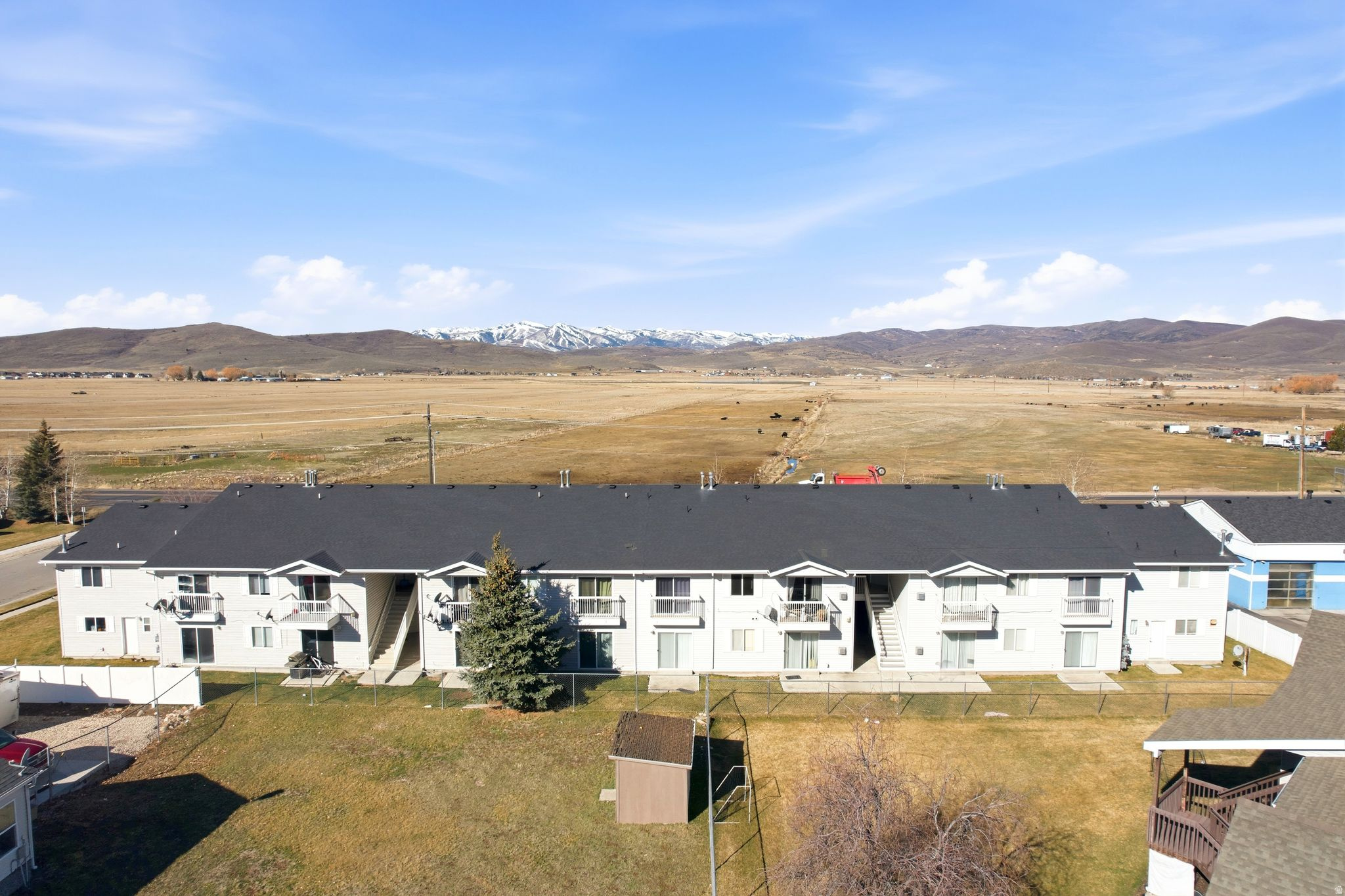 595 S MAIN ST #10