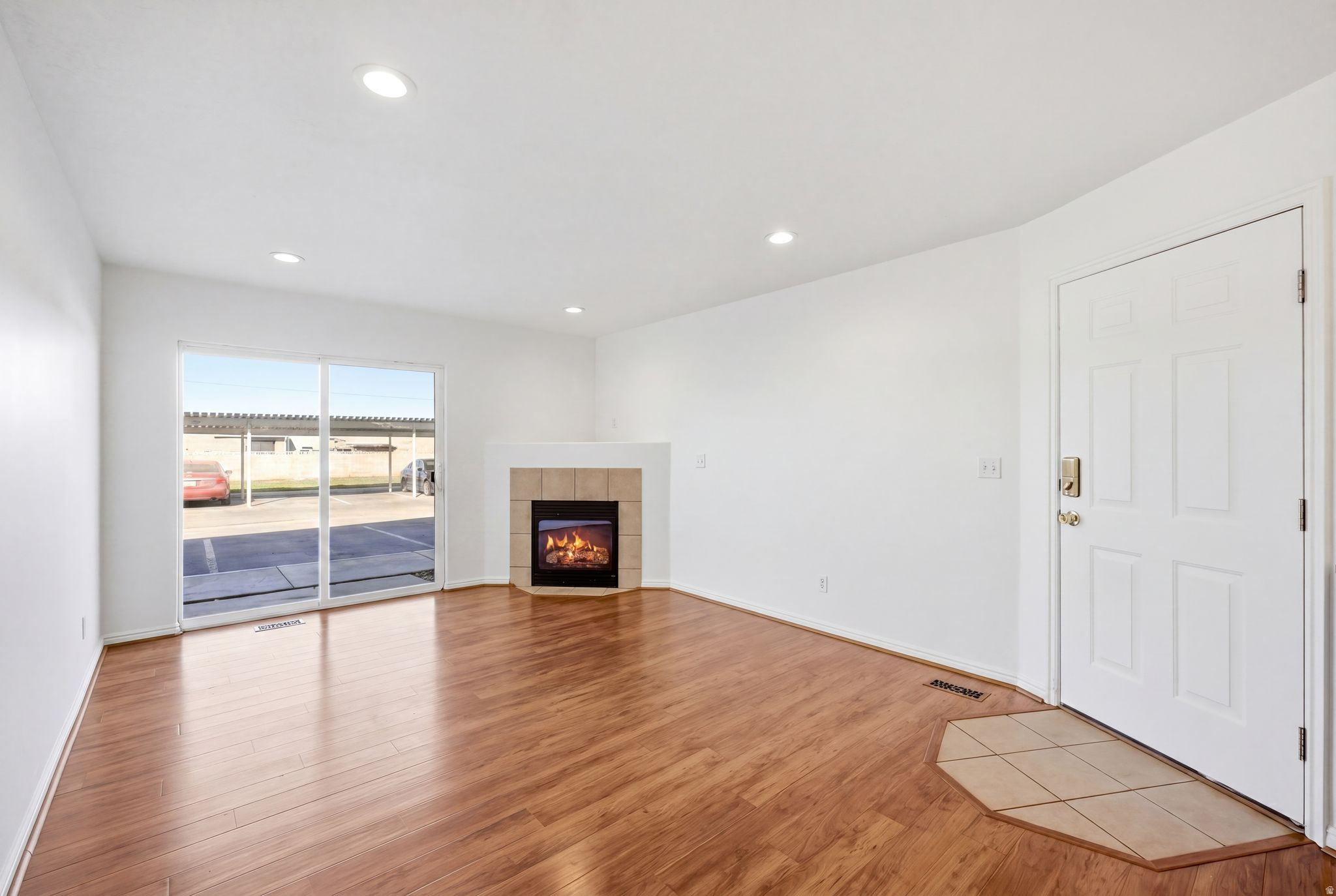 595 S MAIN ST #10