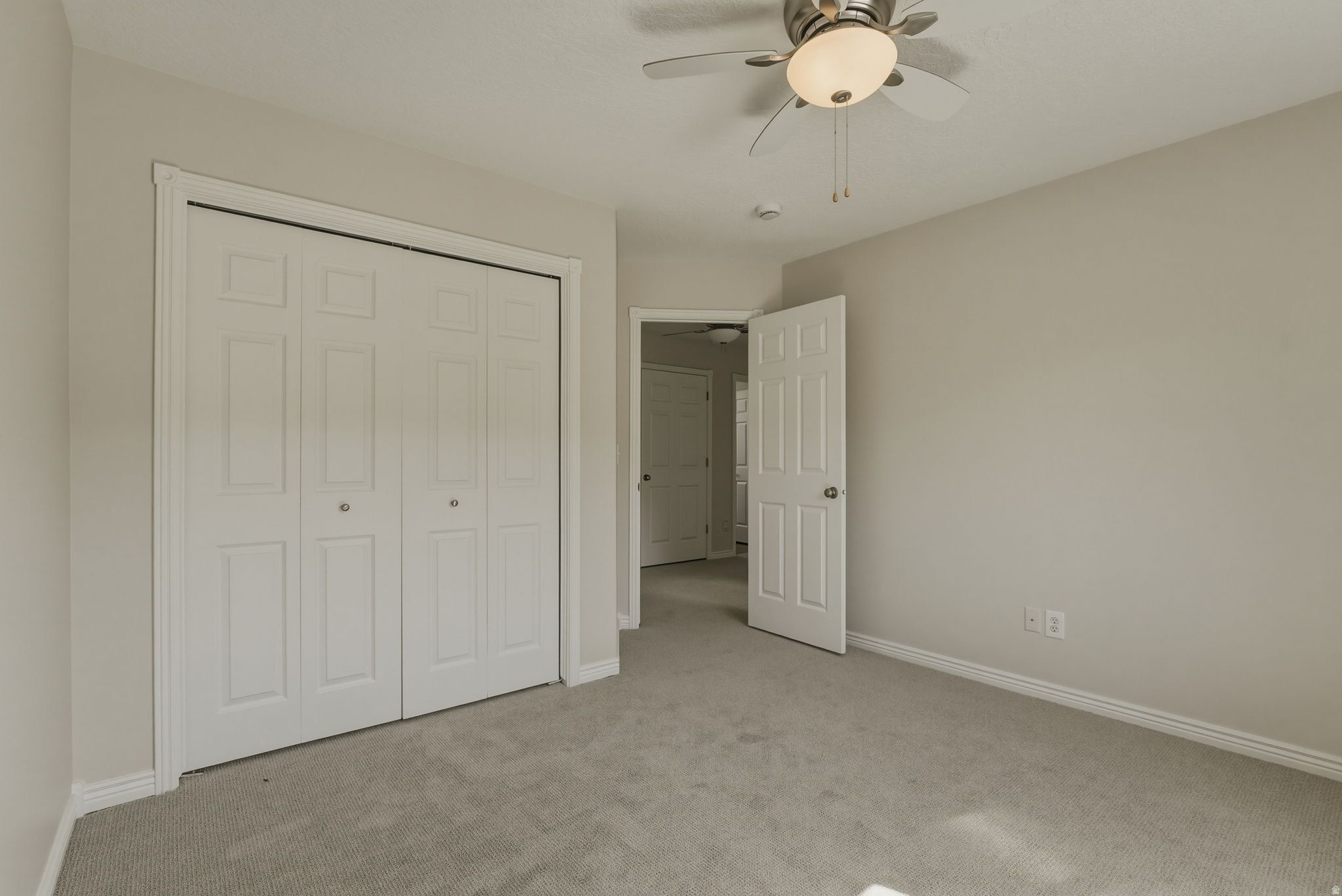 143 N VALLEY VIEW DR