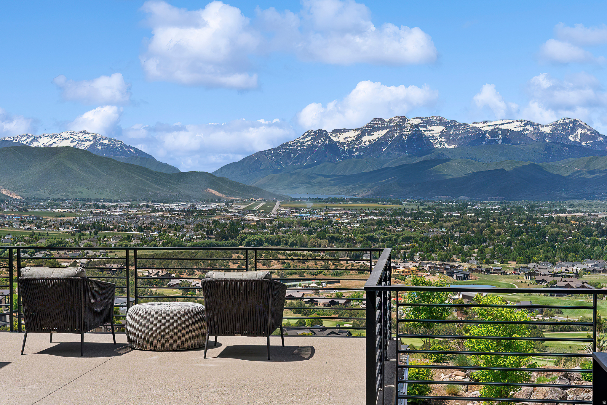 831 N EXPLORER PEAK DR