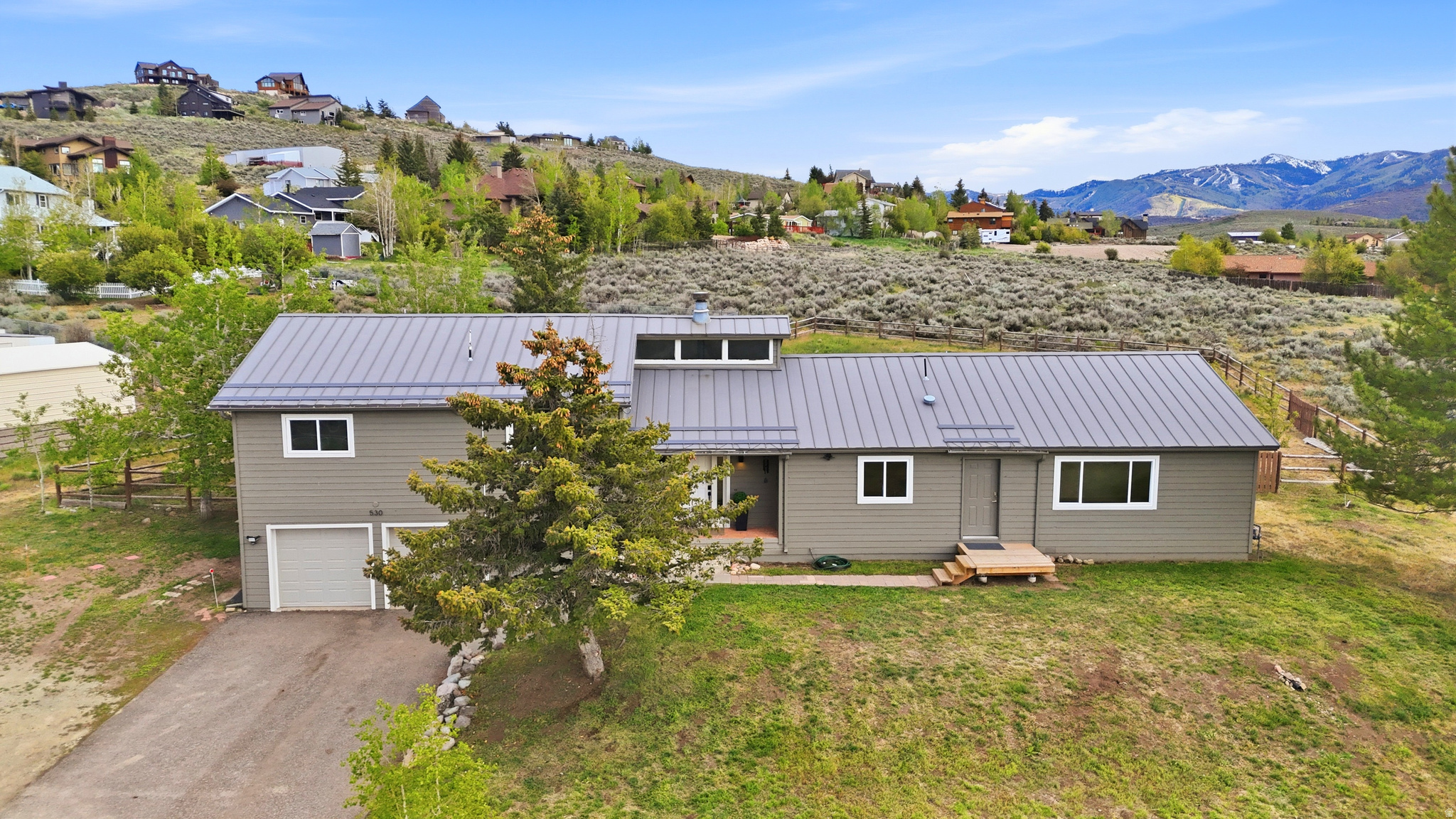 530 E HIGHLAND DR