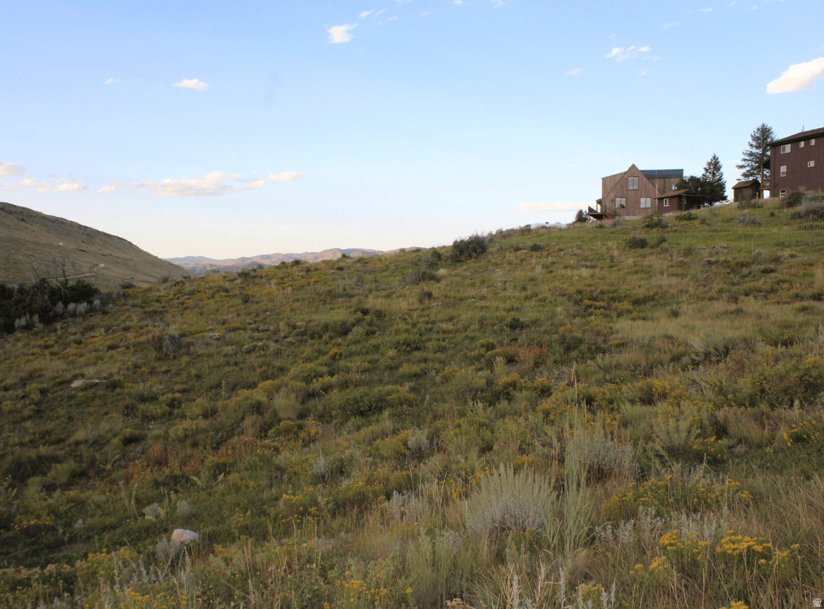403 E HOLLOW DR Unit: 7