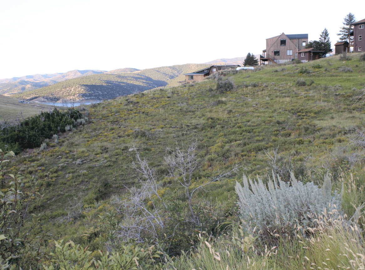 403 E HOLLOW DR Unit: 7