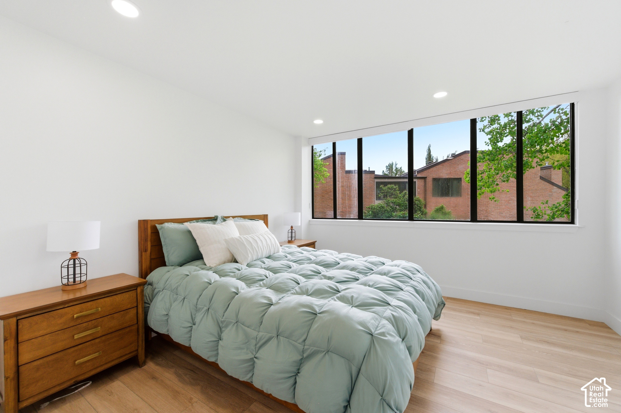 1781 CAPTAIN MOLLY DR