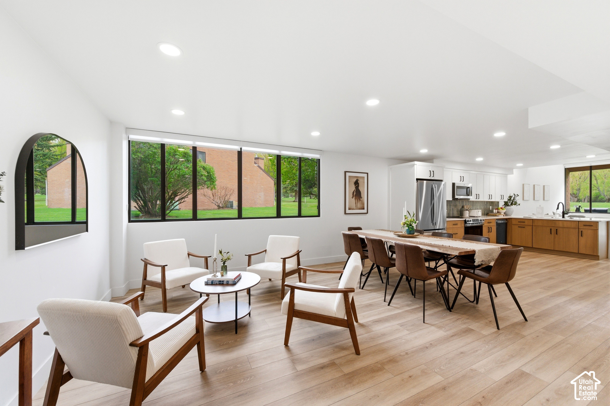 1781 CAPTAIN MOLLY DR