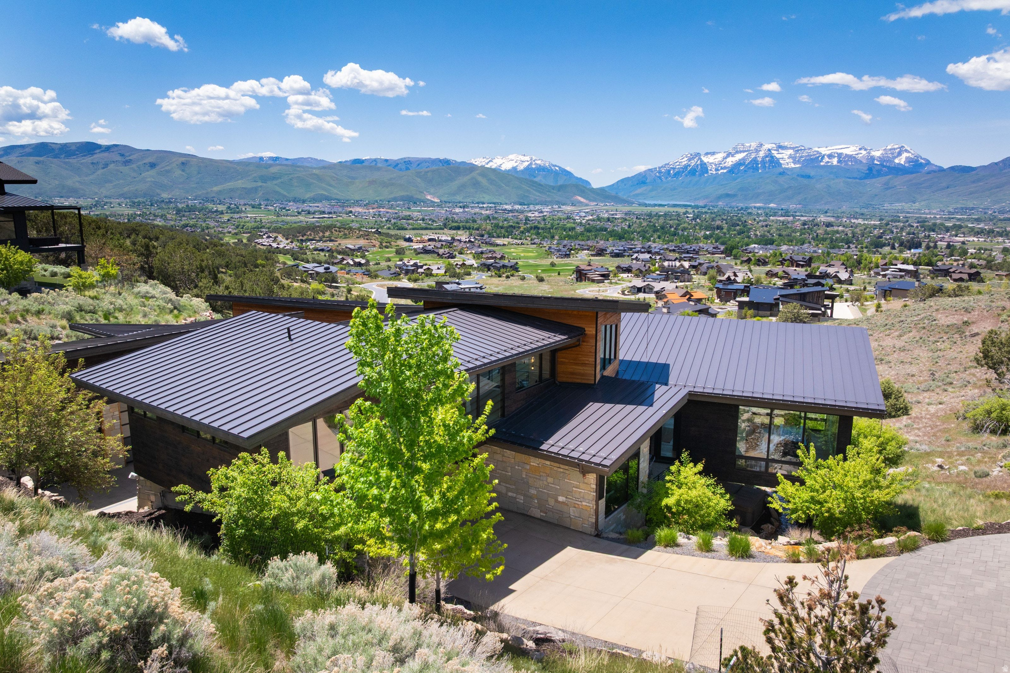 1373 EXPLORER PEAK DR #433