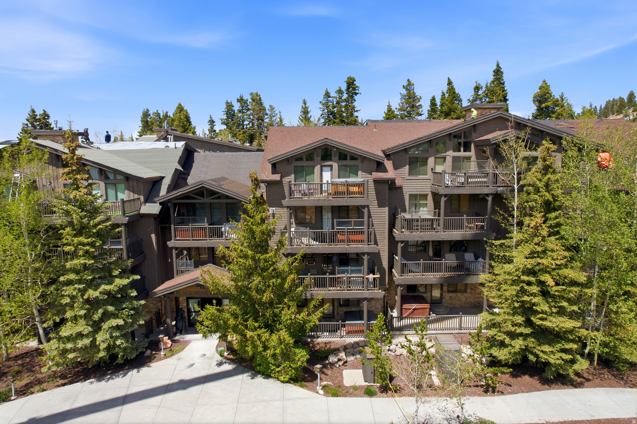 7447 ROYAL ST #207