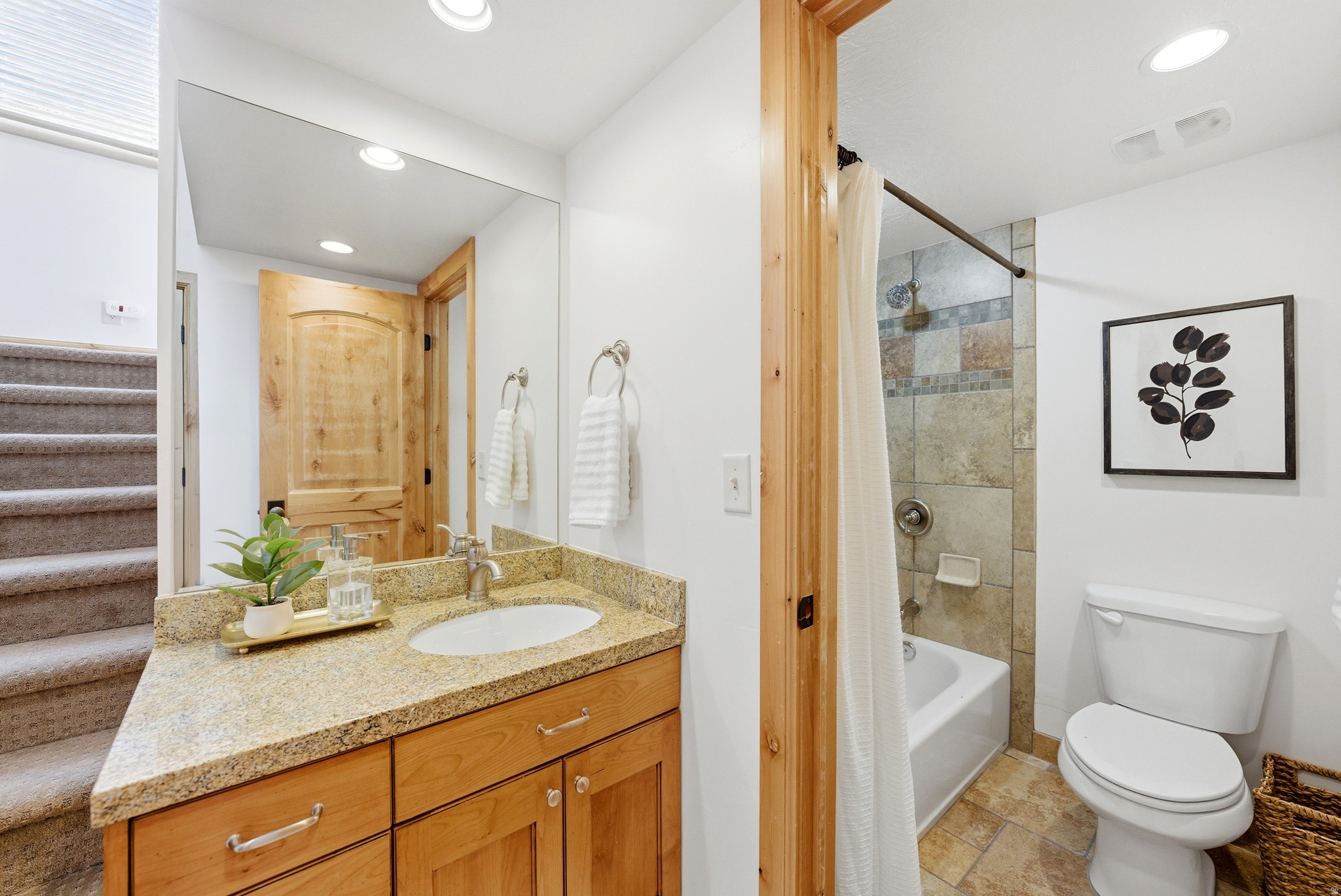 1725 CAPTAIN MOLLY DR
