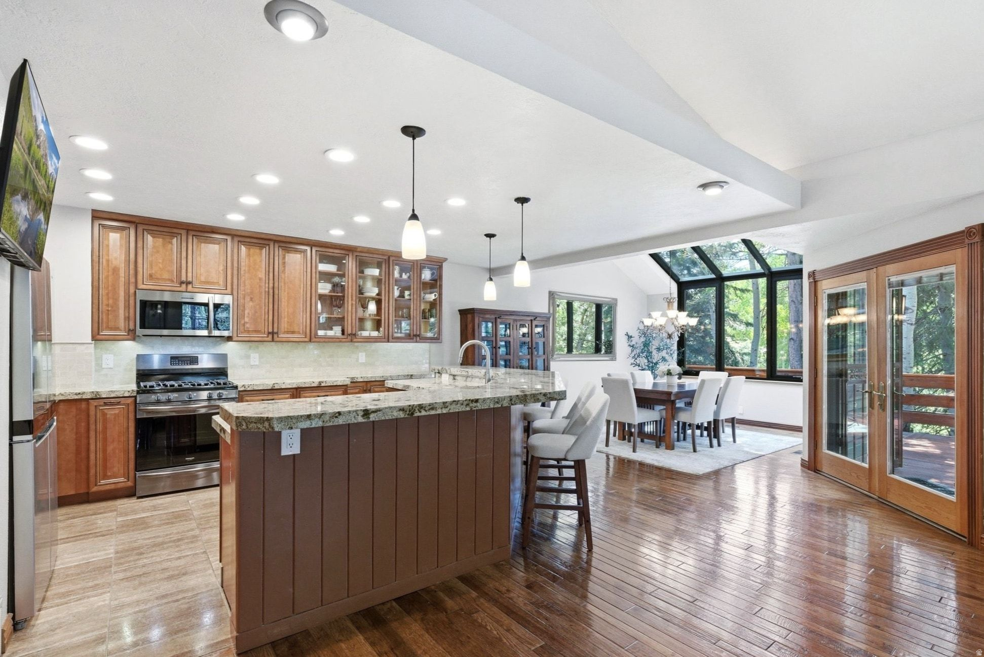 3057 ELK RUN DR