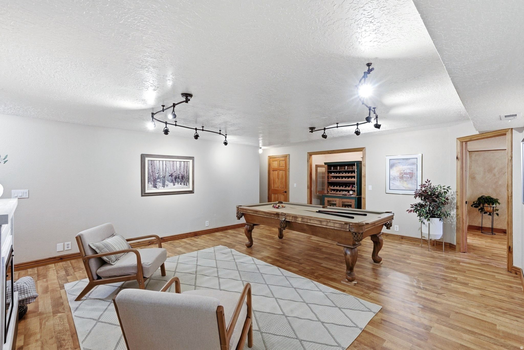 3057 ELK RUN DR