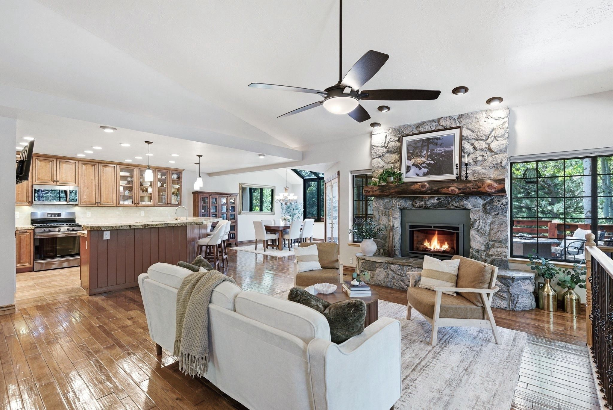 3057 ELK RUN DR
