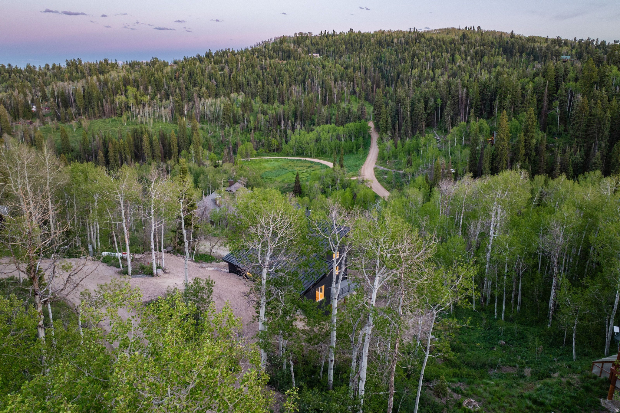 1065 BEAVER CIR