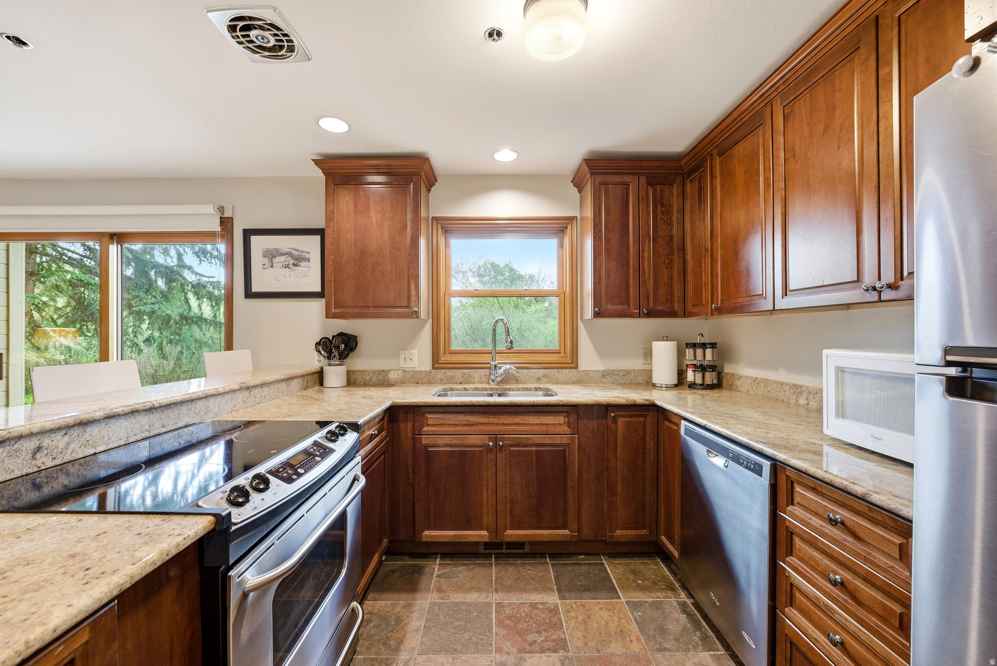 557 SADDLE VIEW WAY #17