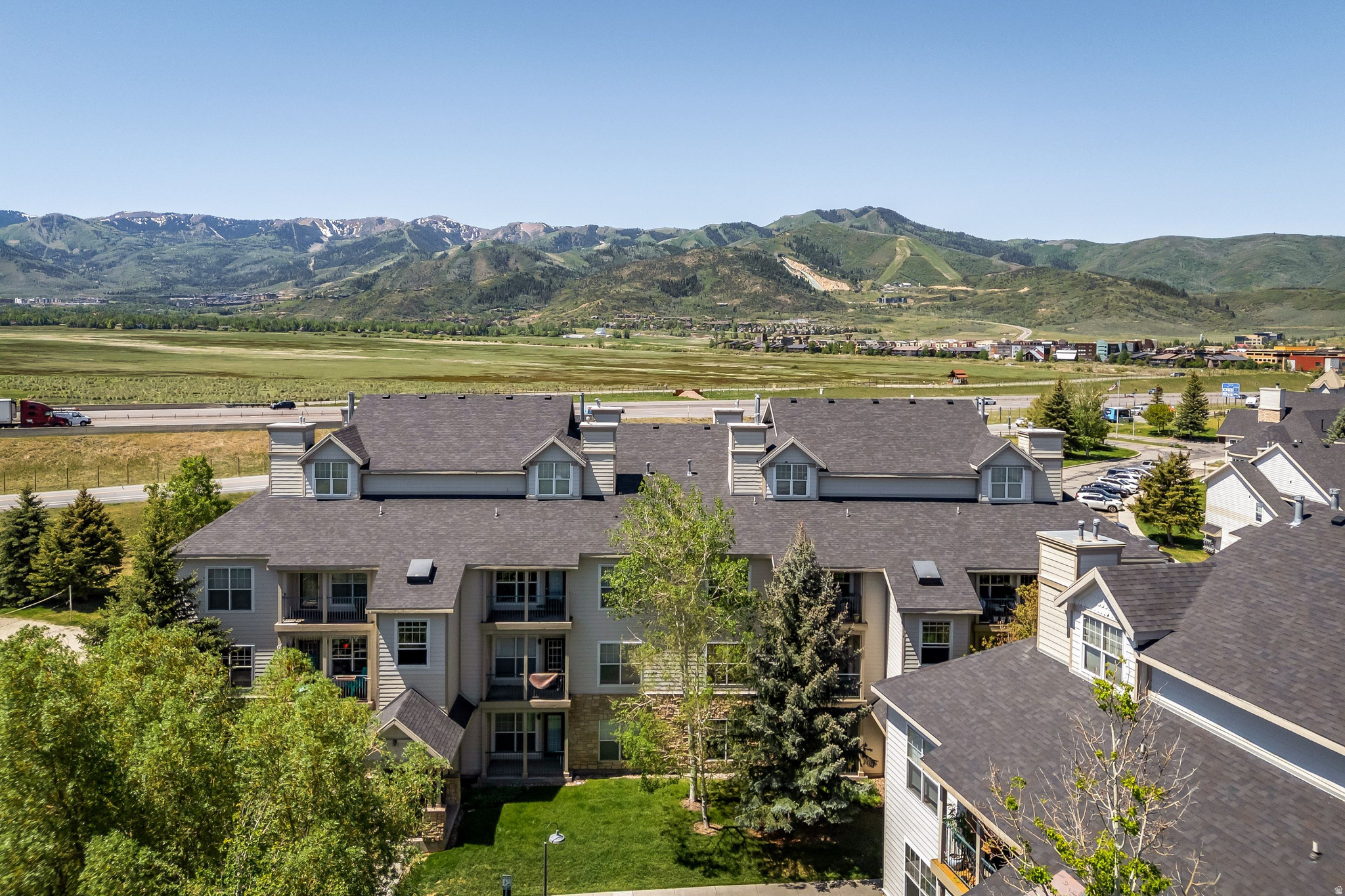 900 W BITNER RD #I-25