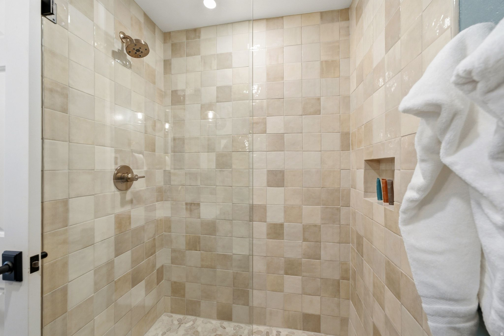 441 PARK AVE ##3