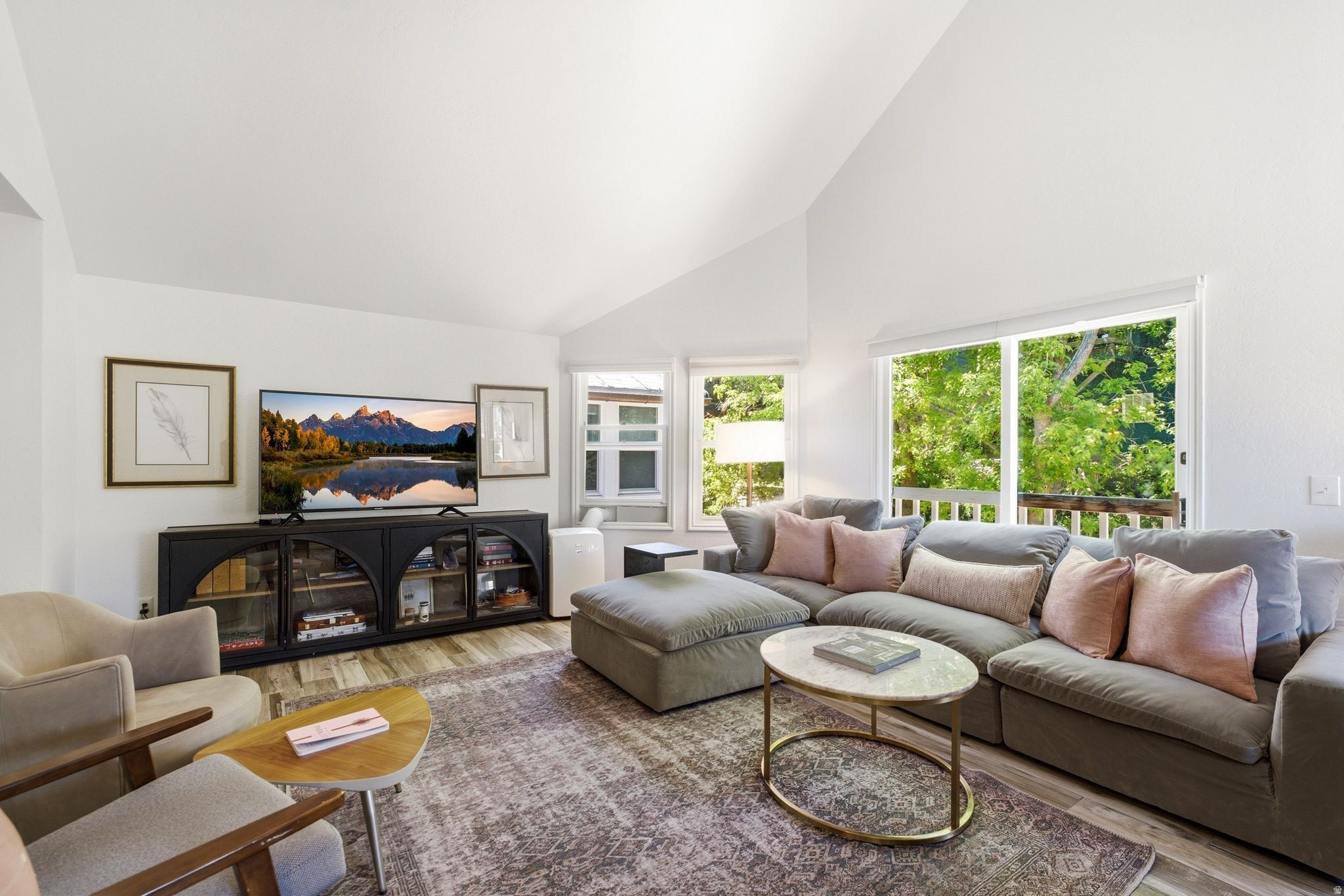 441 PARK AVE ##3