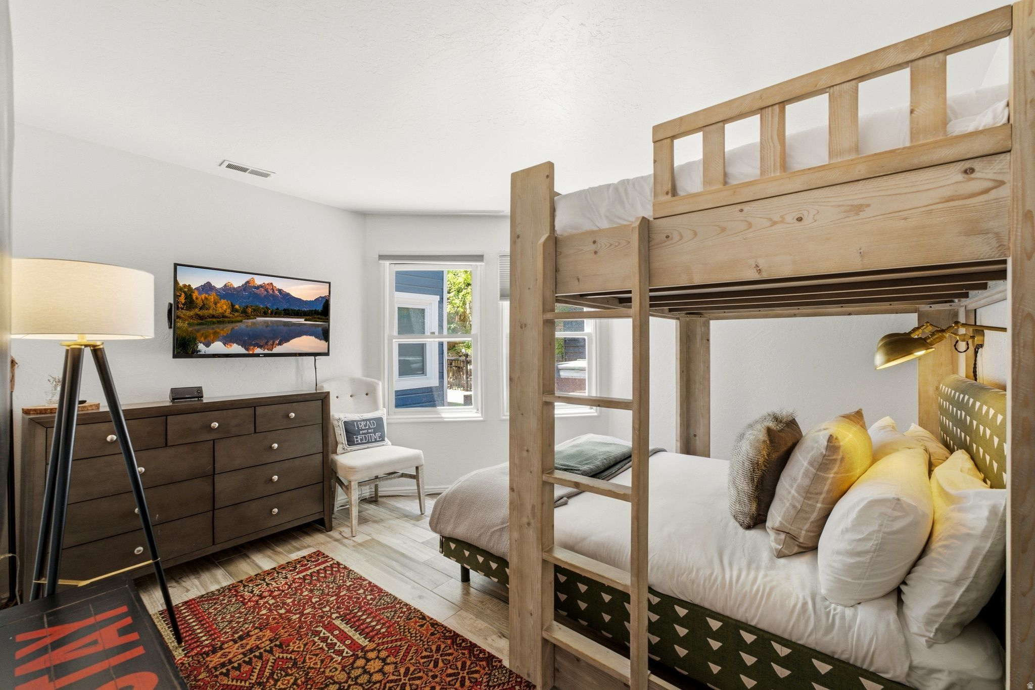 441 PARK AVE ##3