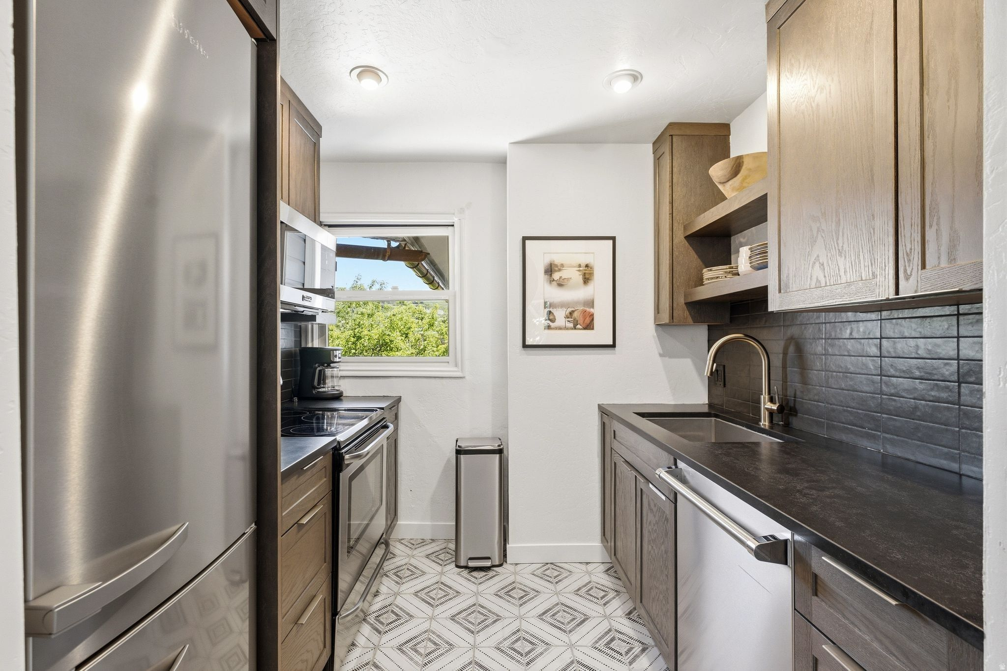 441 PARK AVE ##3