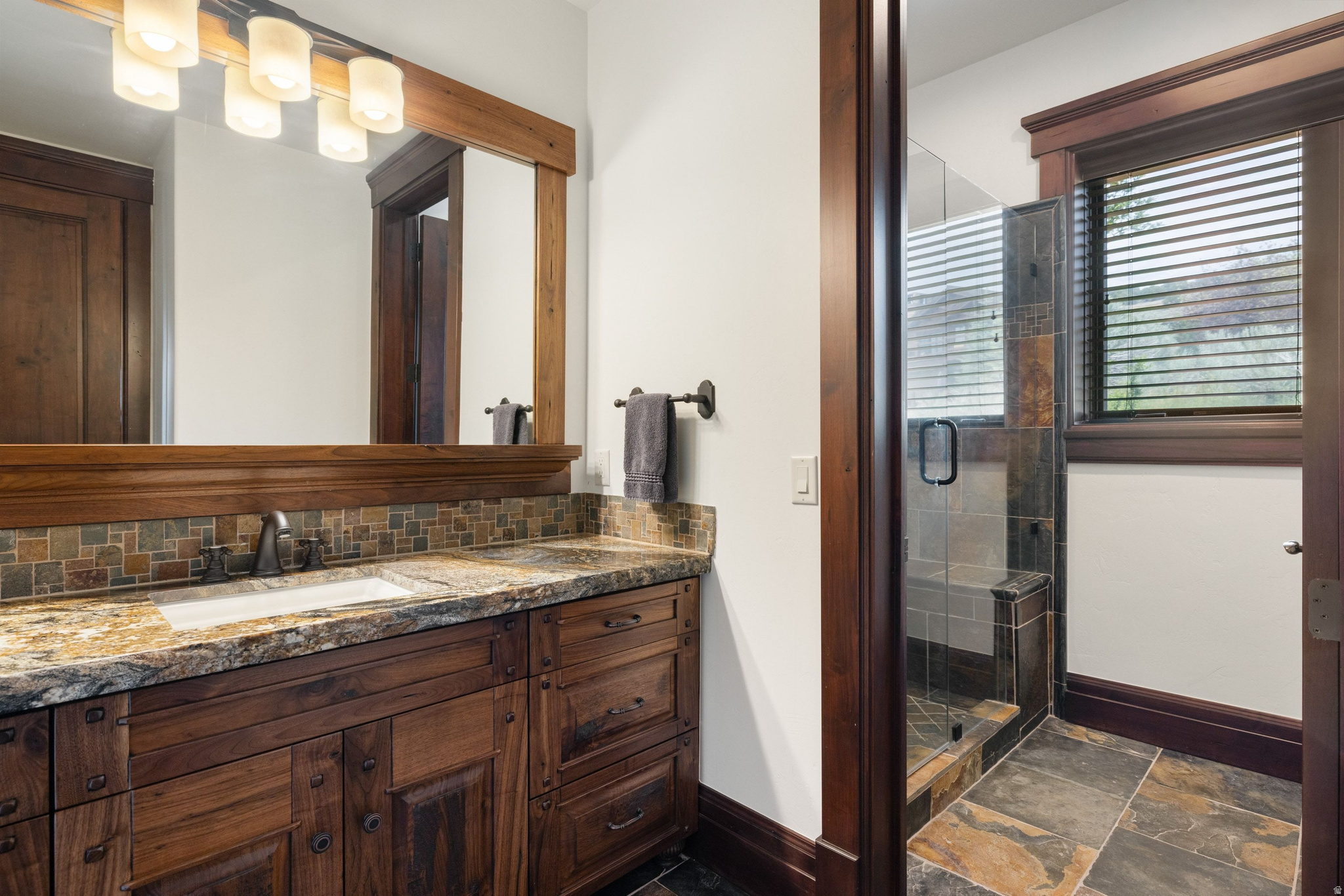 2910 E BROWN DUCK MTN CIR #107