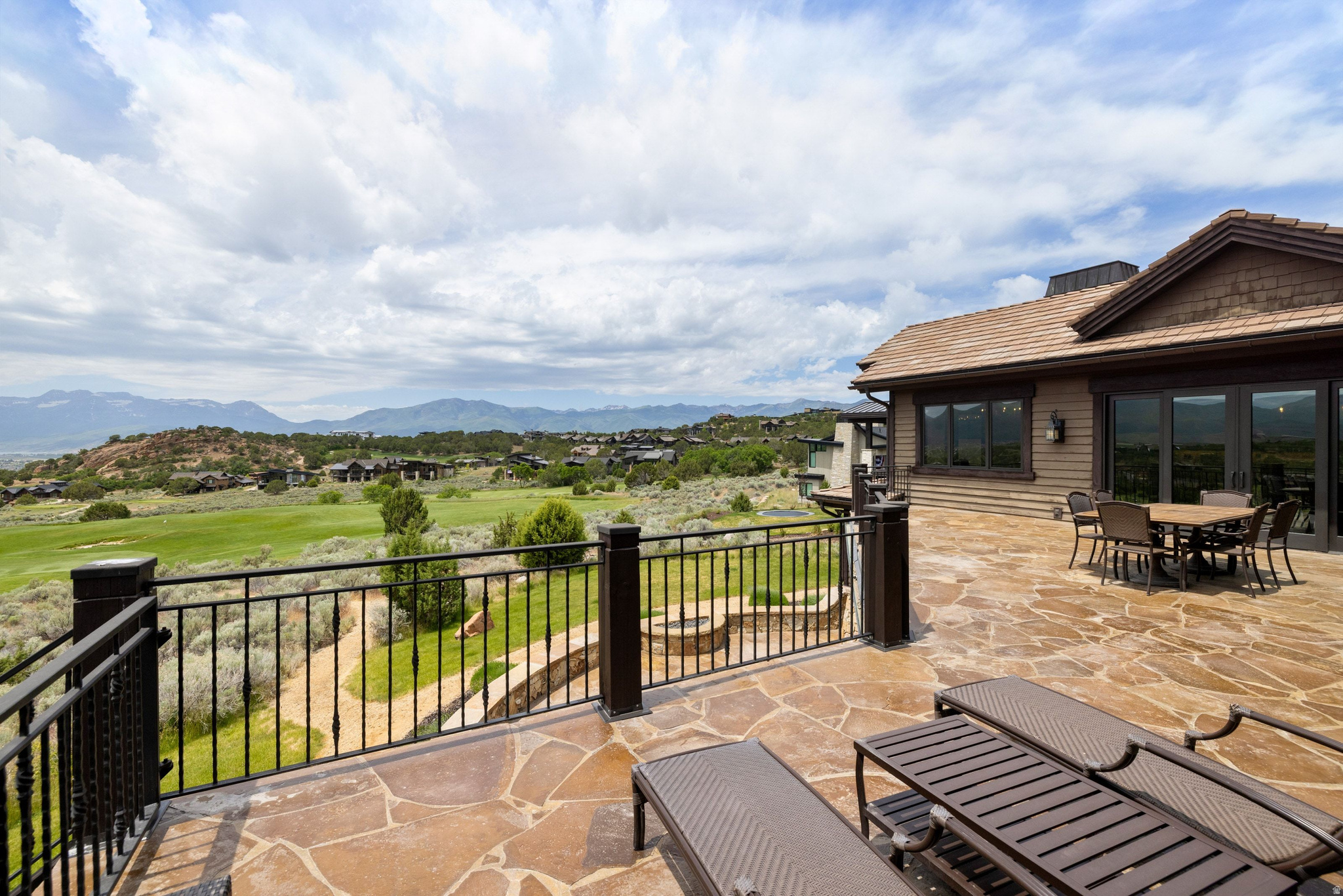 2910 E BROWN DUCK MTN CIR #107